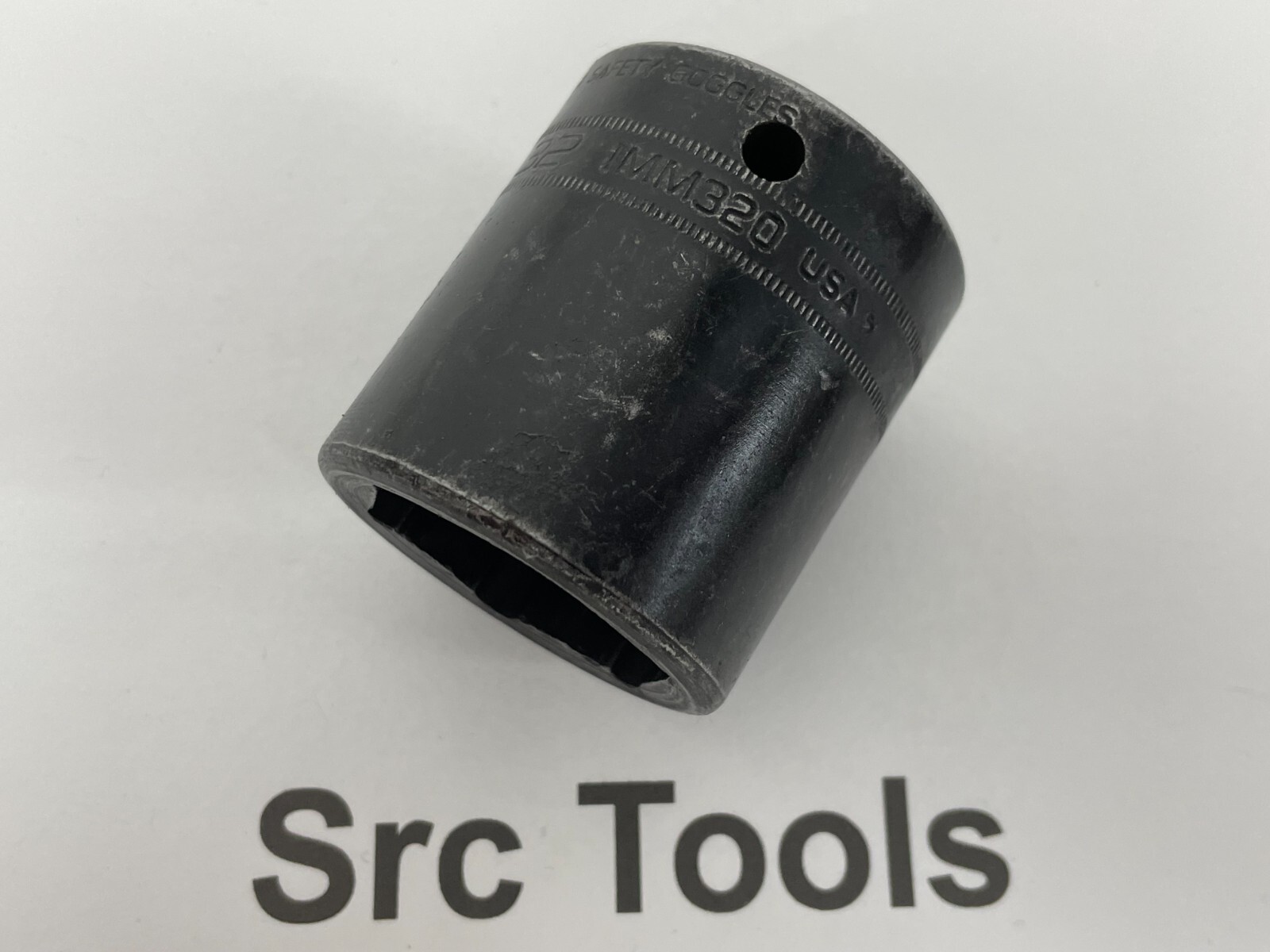 Snap-on Tools USA 1/2″ Drive 32mm Metric 6 Point Impact Socket IMM320