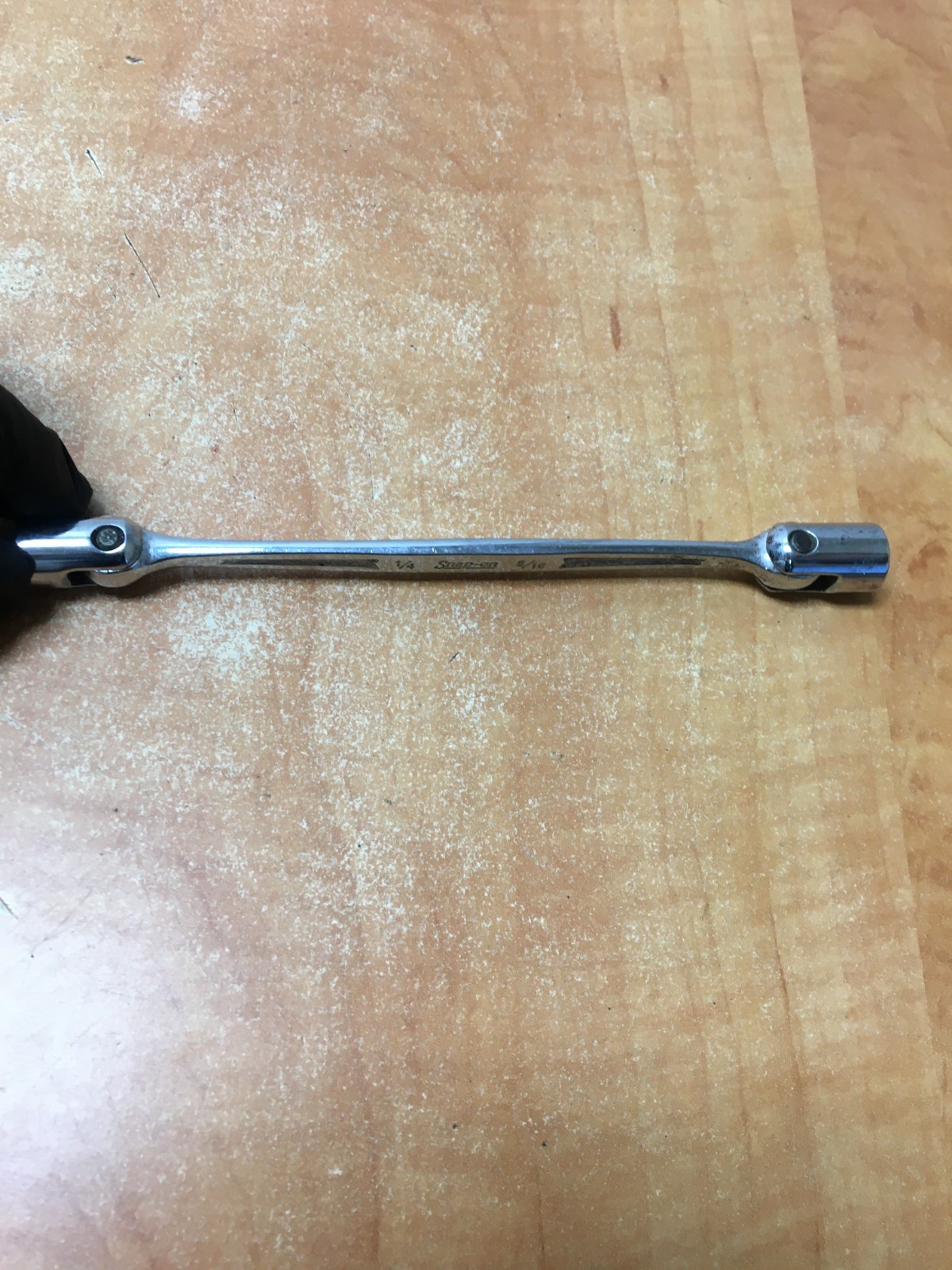 Snap-on B1360 1/4″ x 5/16″ Square Box End Brake Flex Socket Wrench