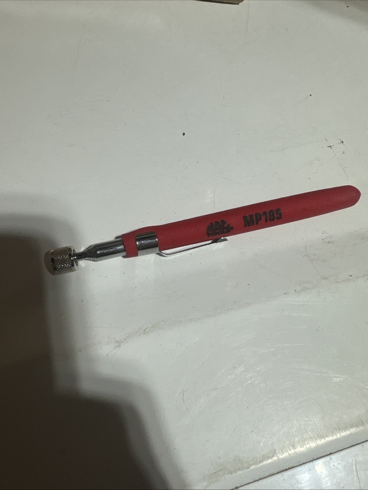 Mac Tools Pocket Telescopic Magnetic Pick Up Tool Red Soft Grip MP185