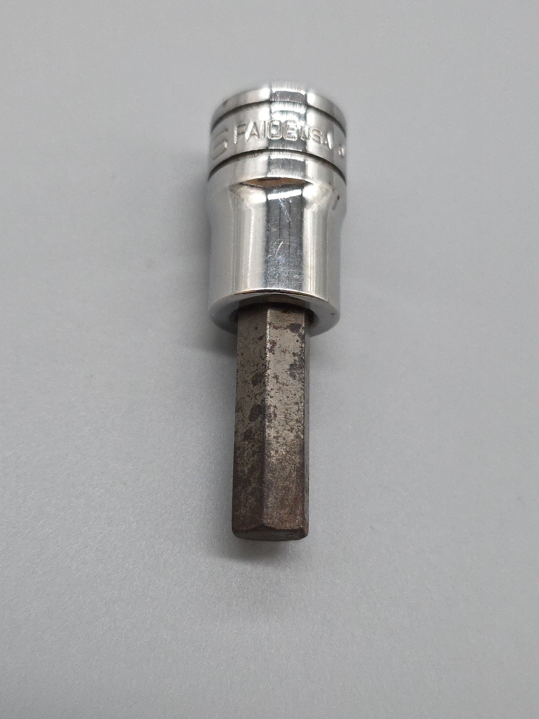 Snap-On Tools 3/8″ Drive 5/16″ SAE Hex Bit Chrome Socket Driver FA10E USA
