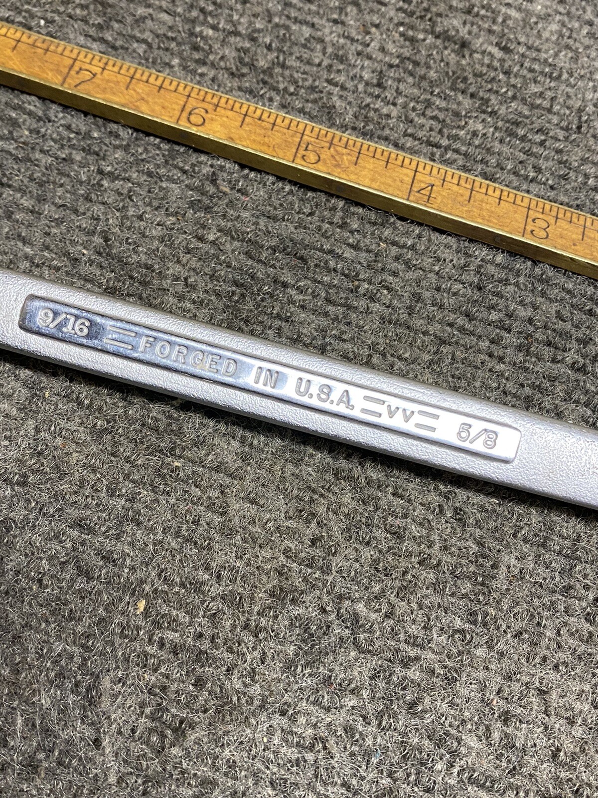 Craftsman VV 5/8-in x 9/16-in Box-End Wrench 12 Point USA No Part Number
