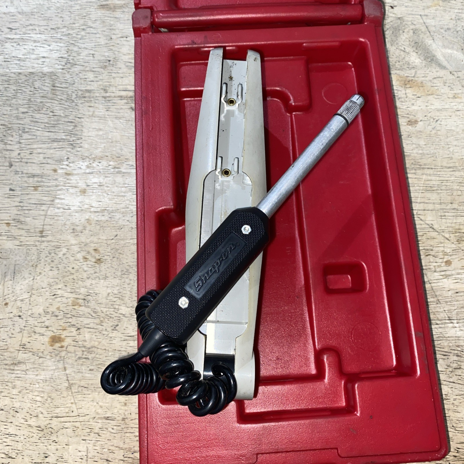 Snap On Tools ACT 5500 Halogen Leak Detector with Case
