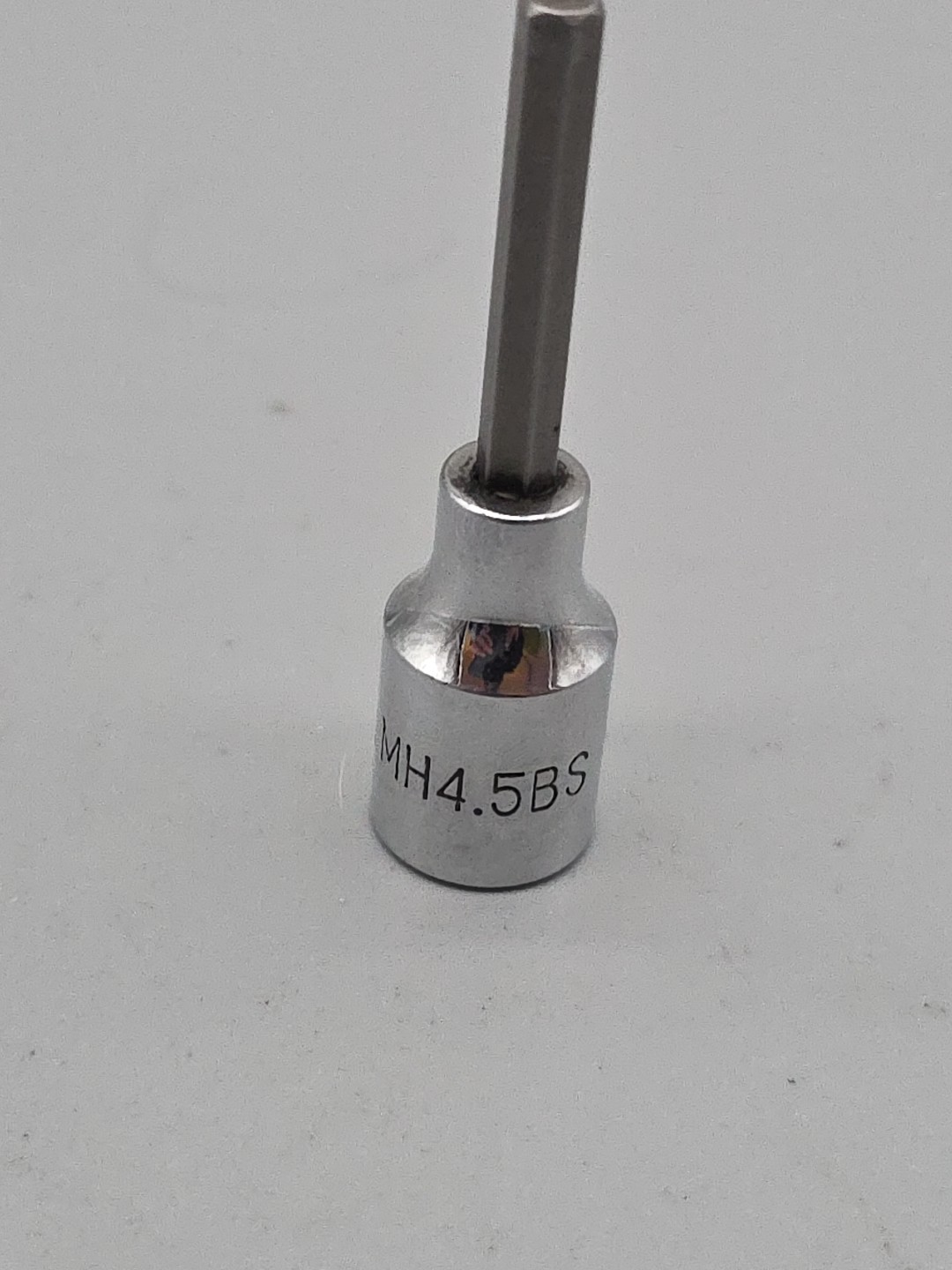 Mac Tools MH4.5BS 9/64″ TORX Bit Socket Driver 1/4″ Drive Chrome USA