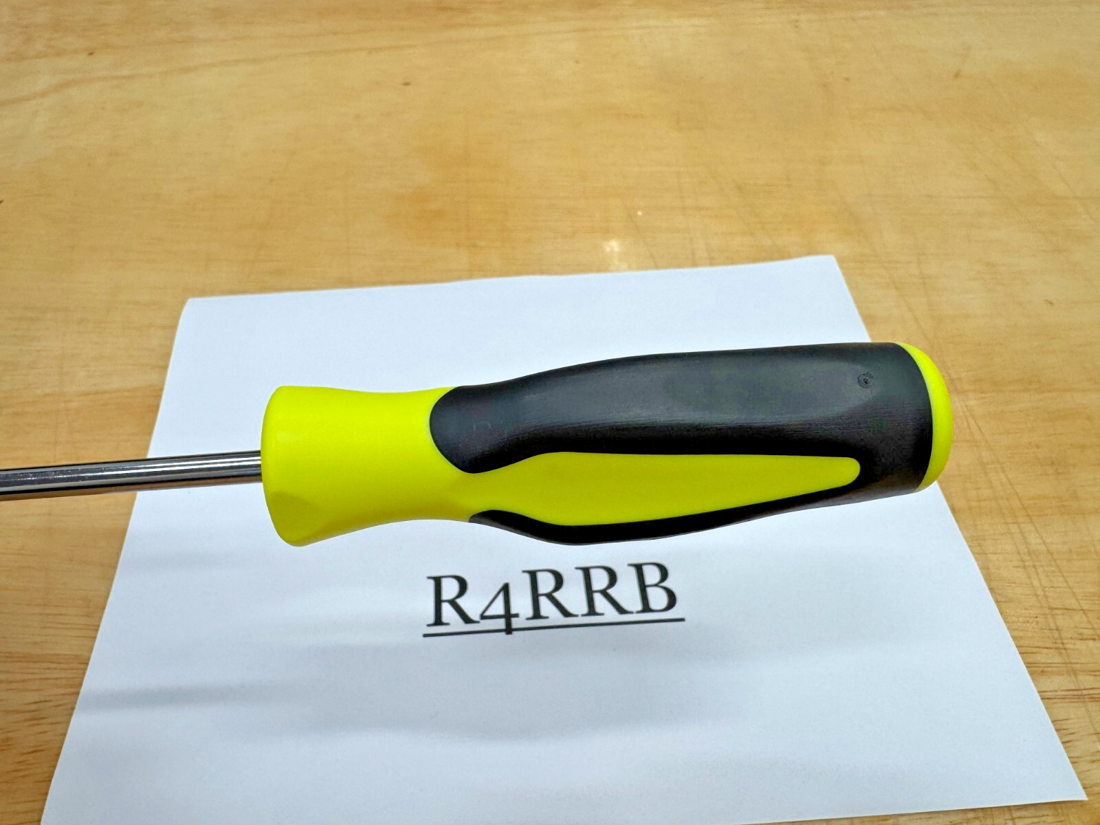 Snap-on Tools USA NEW RARE HIVIZ Soft Grip 7/32″ Flat Tip Screwdriver SGD4120BHV