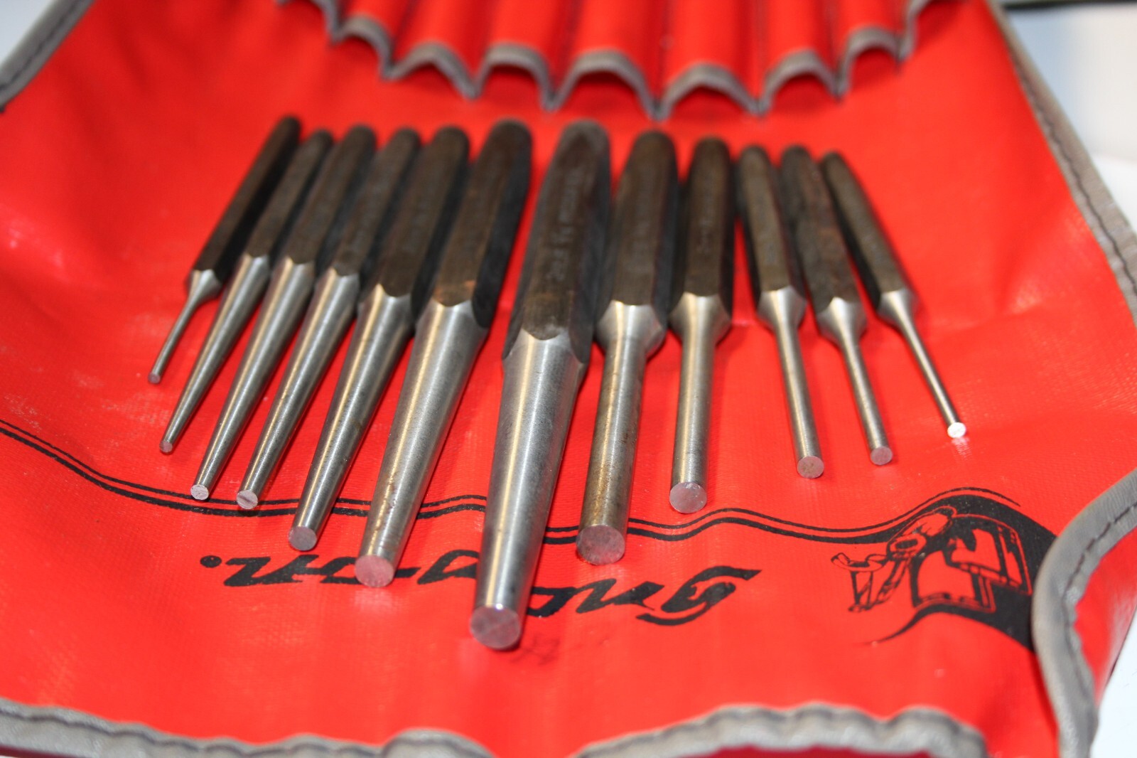 SNAP-ON TOOLS 12 pc Pin and Starter Punch Set C-123 KIT USA