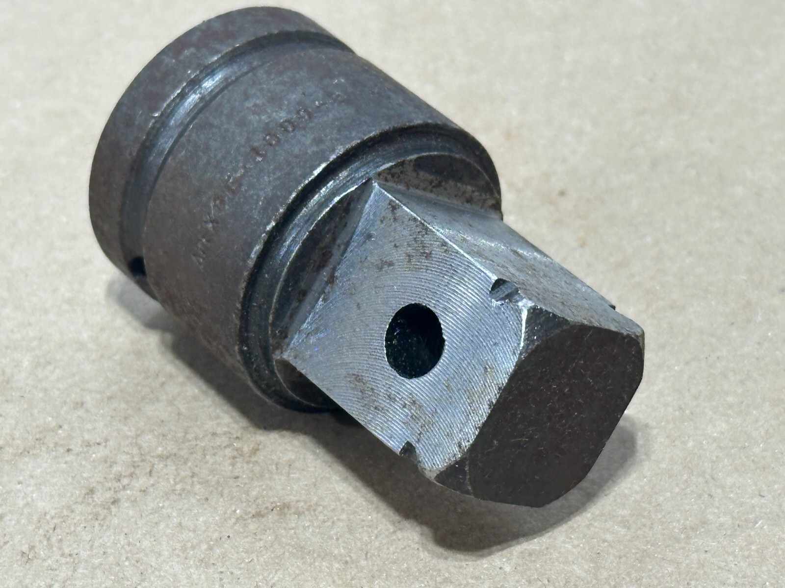 Apex USA EX-1000 3/4» Female Square Drive Adapter To 1″ Male Socket Adapter