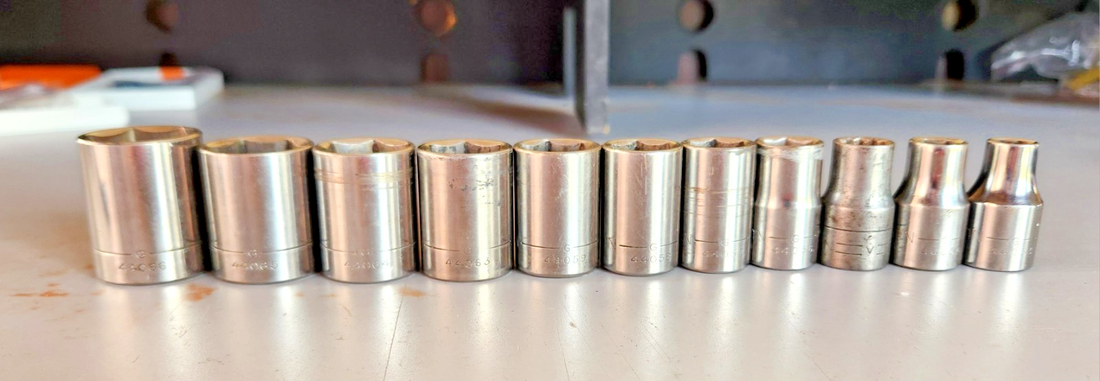 Craftsman USA Socket Set 1/2″ 6 pt. 11 pc. SAE 3/8 to 1 G Series & Ratchet 44985