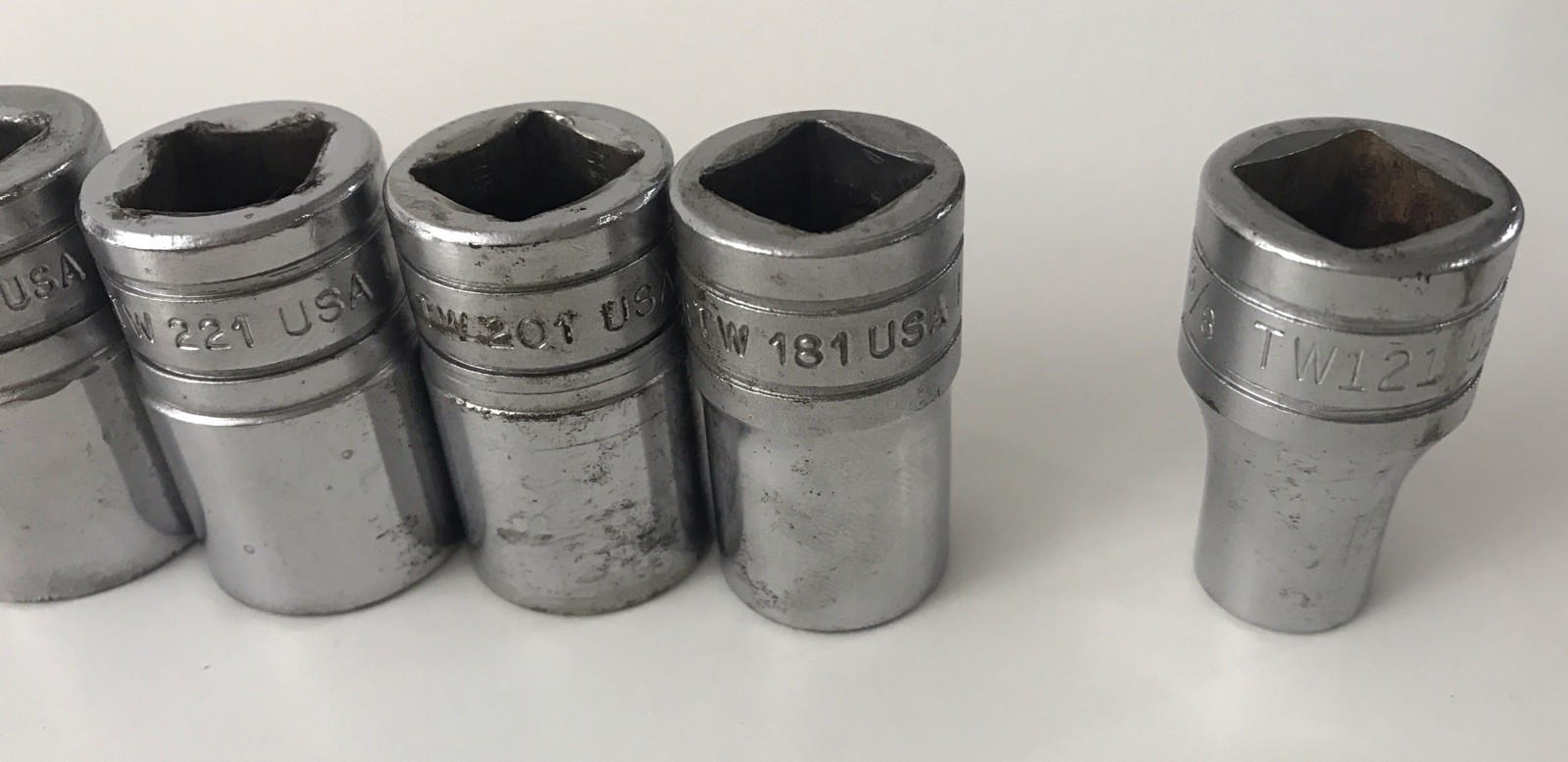 Snap-On 11 Piece 1/2″ Drive 6 Point SAE Flank Socket Set TW121-TW361 3/8”-1 1/8”