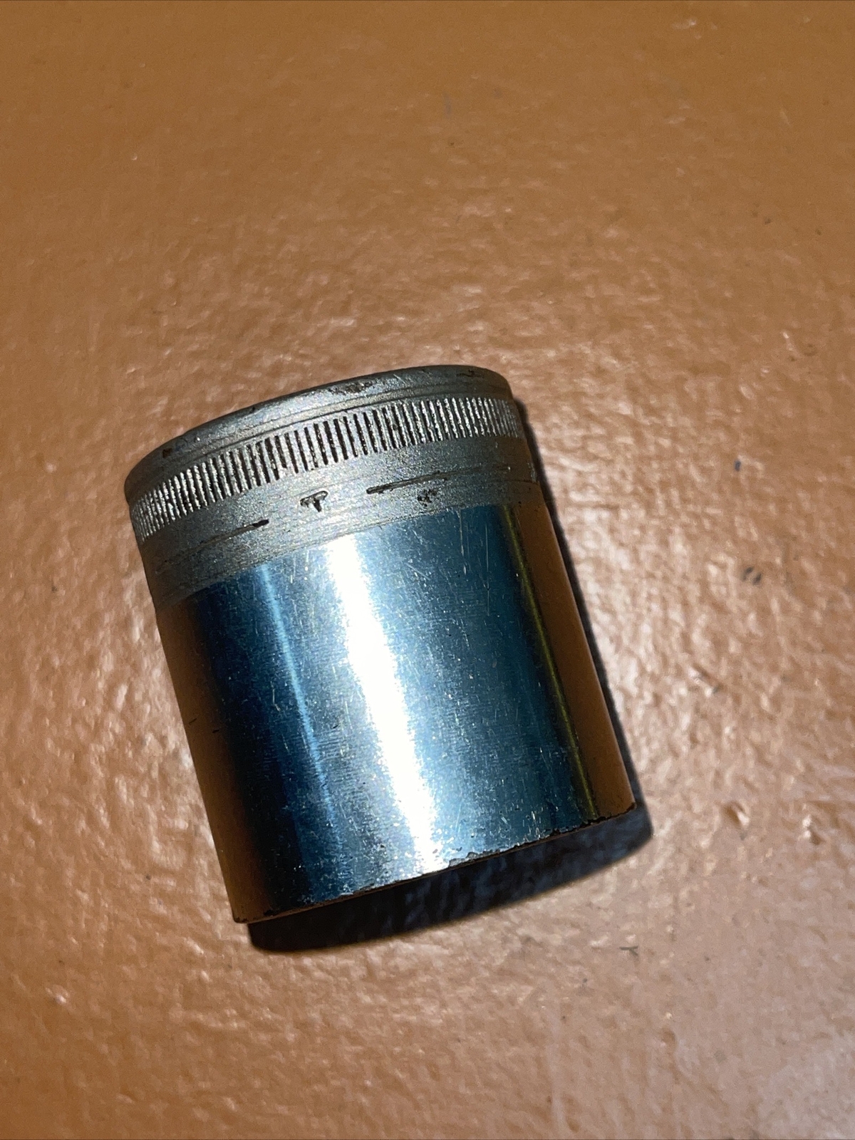 1941 Snap on Tools USA 1 1/4 In SAE 1/2 Drive 12 Point Socket SW-400 Sw400
