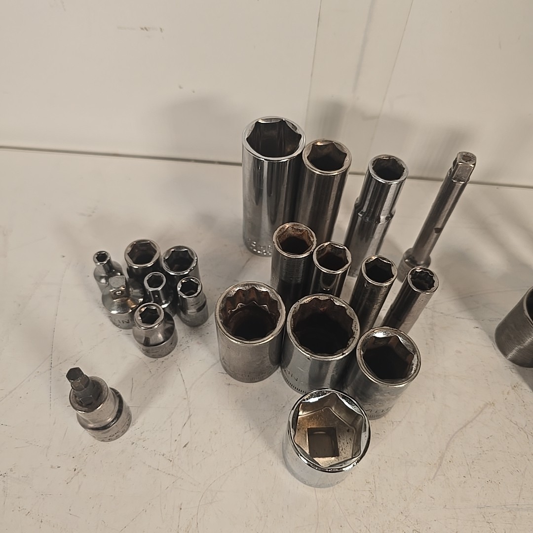 Mostly Craftsman Socket Lot Of 32Pcs. Various Sizes & 1/4 3/8 1/2Drive Sizes USA