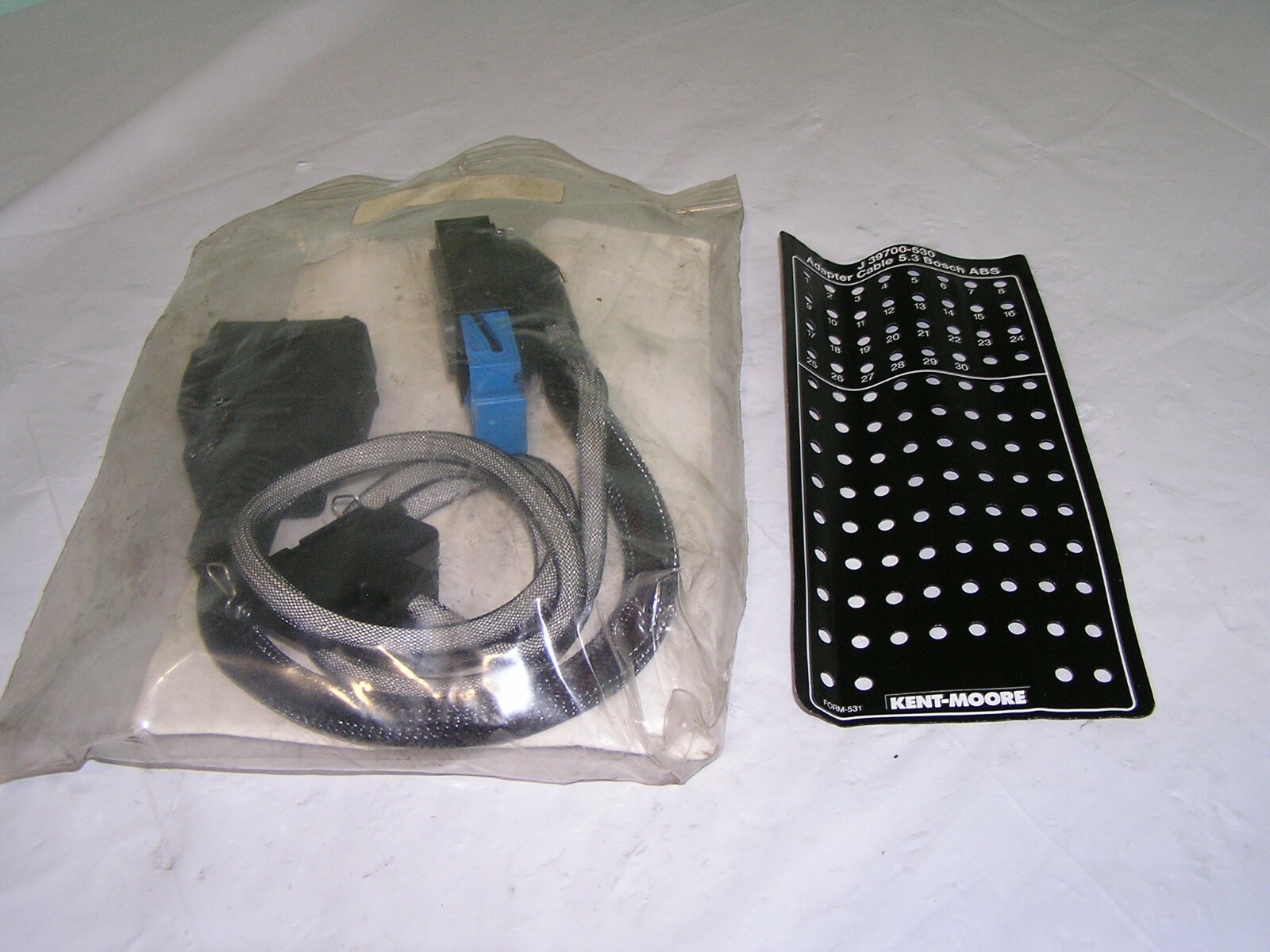 Kent Moore J-39700-530 Breakout Box ADAPTER CABLE & MAGNETIC OVERLAY ~Dealer