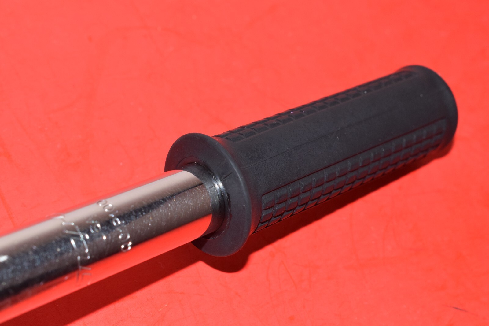 Snap-On 3/8” Drive SAE Interchangeable Head 100 In Lb Preset Torque Wrench