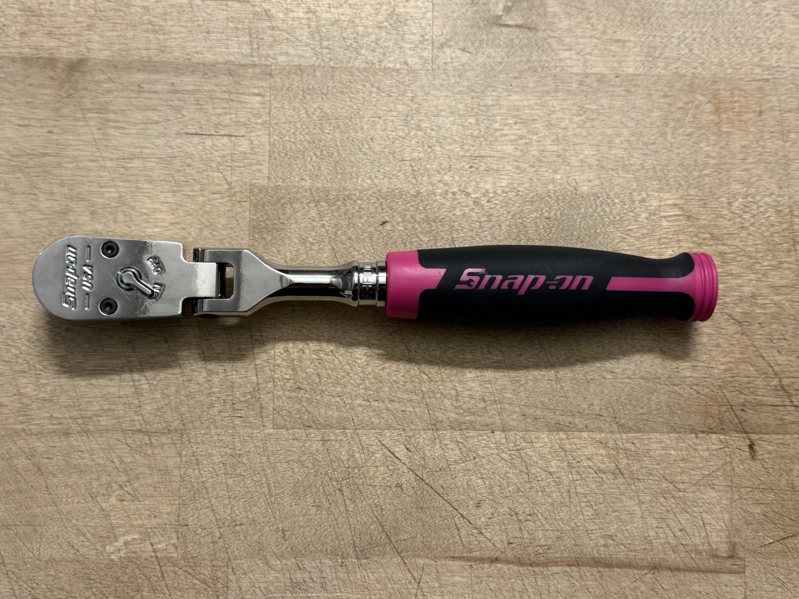 SNAP ON FHF100 ELECTRIC PINK 3/8 DRIVE RATCHET LIGHTLY USED