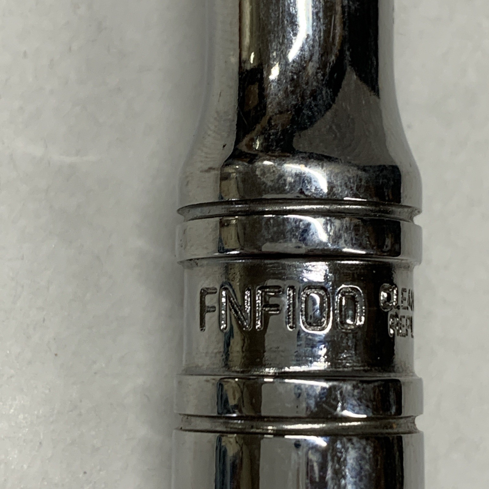 Snap On Tools FNF100 3/8″ Drive Standard Handle Round Head Swivel Ratchet NEW