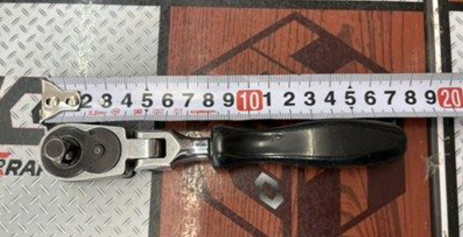 Snap-on FK735 3/8″ Dr. Flex Head Short Black Hard Handle Ratchet [Used]