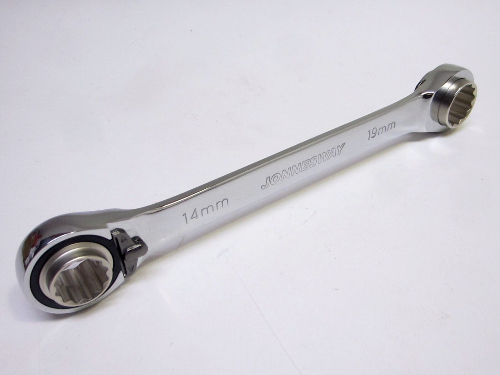Jonnesway 4 IN 1 Reversible 72 Teeth Ratcheting Gear Wrench 14mm 17mm 18mm 19mm