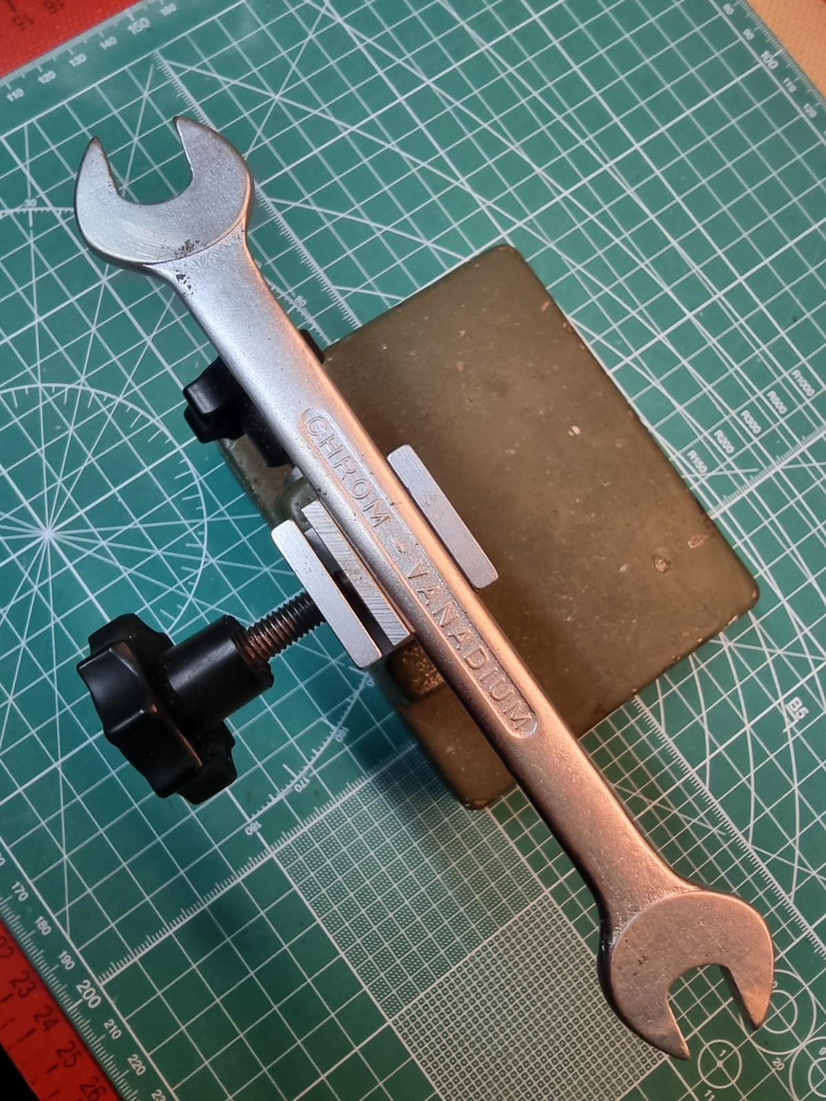 ELORA 100 – – 9mm x 11mm -Open Ended Spanner German. SLIM