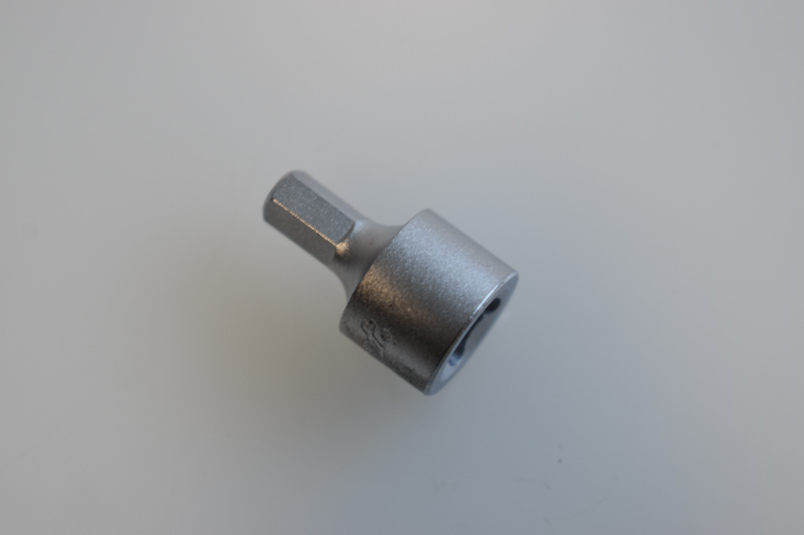 Blue Point Tools BLPHS14316 3/16″ SAE Stubby Hex Bit Socket 1/4″ Drive