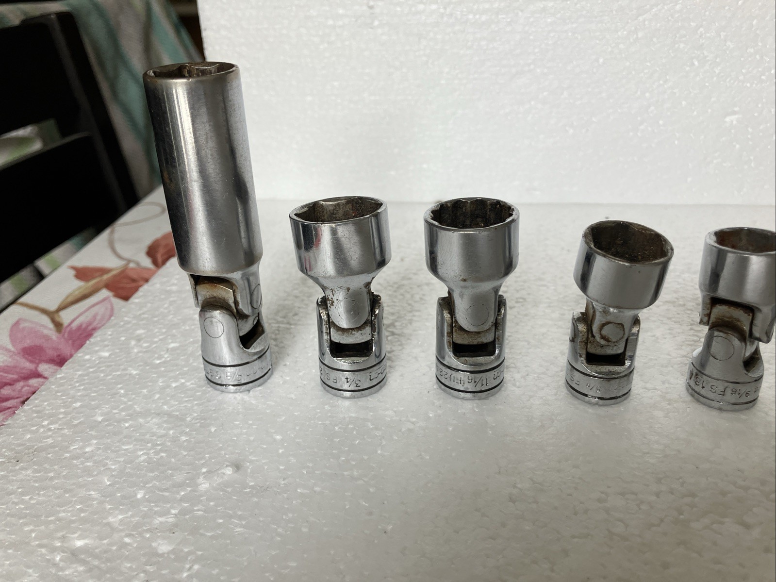 Snap On 3/8 Swivel Socket Set SAE 5/16 To 3/4 9 Sockets Including 5/8 Spark Plug