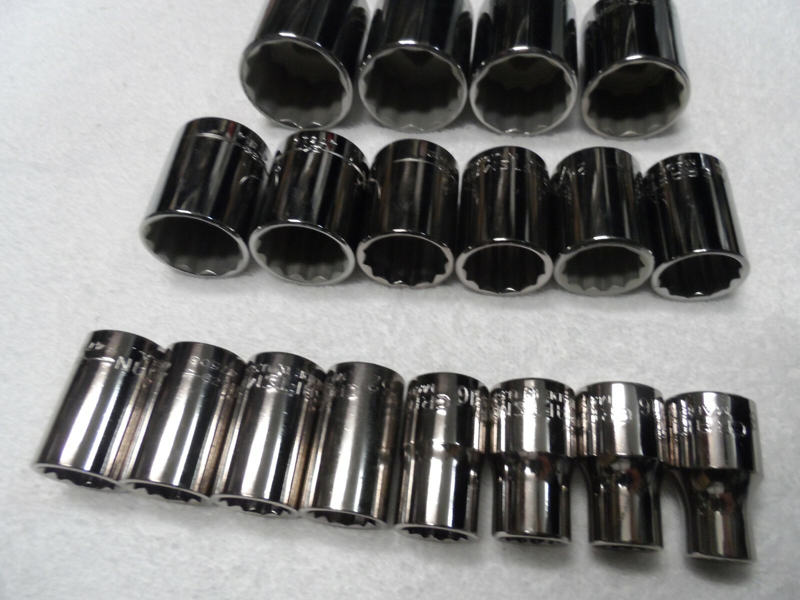 Craftsman 1/2″ Drive SAE Shallow Socket Set, NOS USA 12pt 18 pcs (3/8 to 1-1/4″)