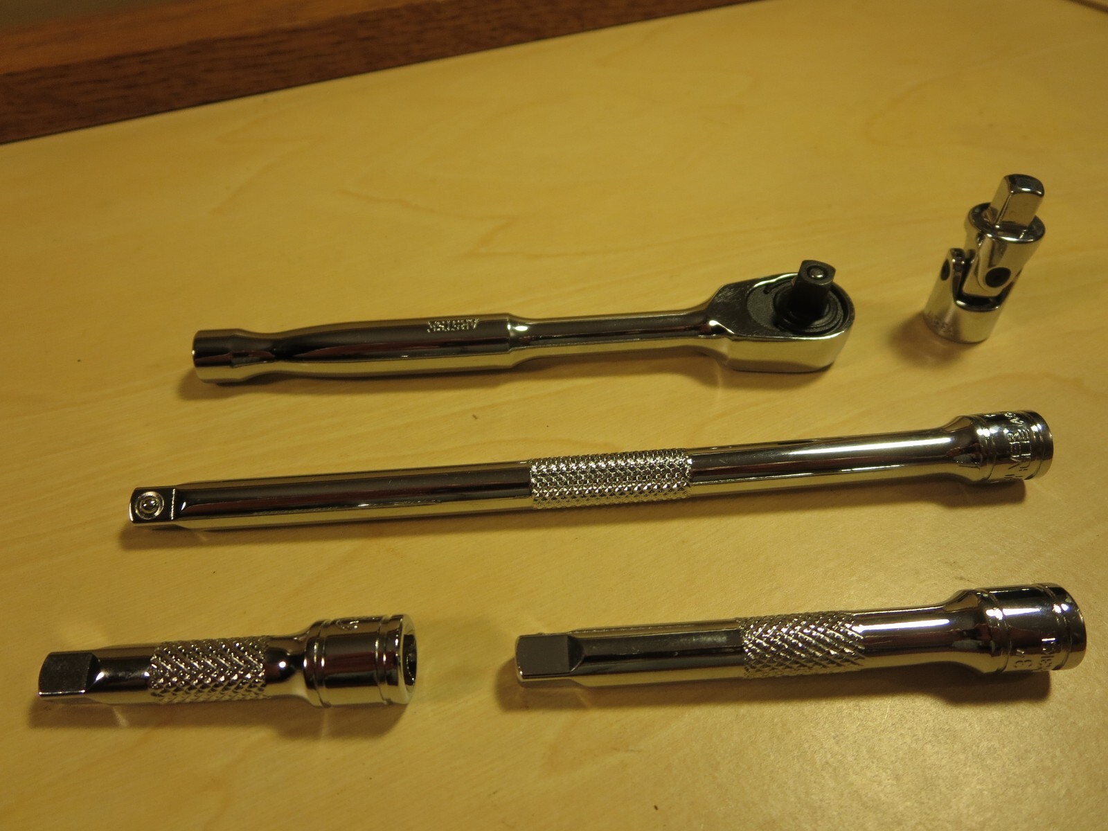 MATCO SILVER EAGLE 1/4″ DRIVE 5-PC Ratchet extensions and universal