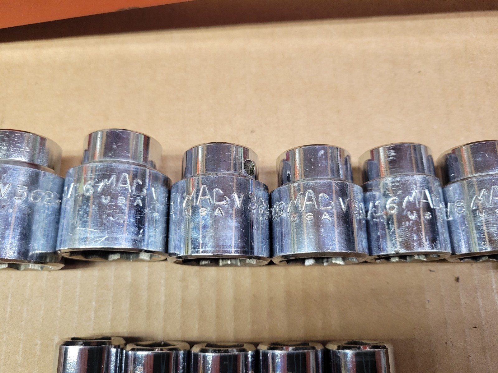 Mac Tools USA 15-Piece1/2″ Drive SAE 12-Point Socket Set 3/8 – 1-1/4″