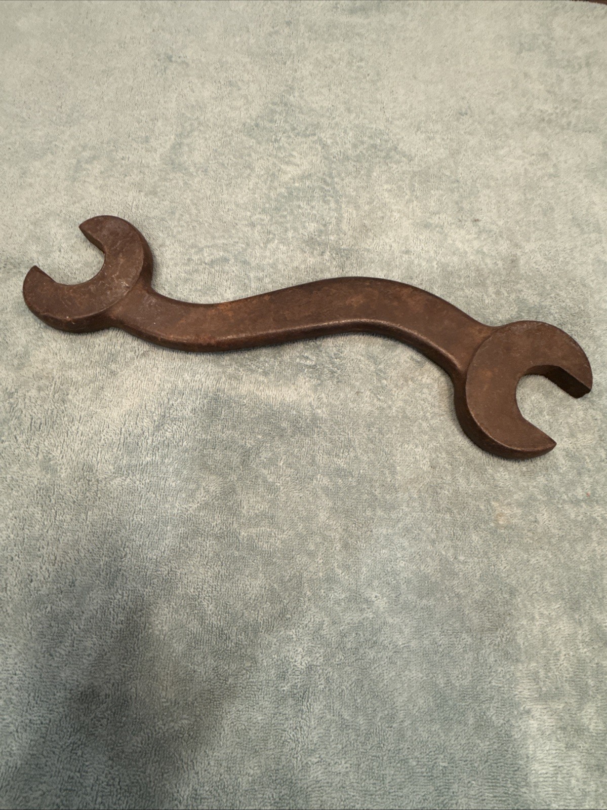 VINTAGE INTERNATIONAL HARVESTER I. H. CO. WRENCH ORIGINAL USED 14in LONG! G3866