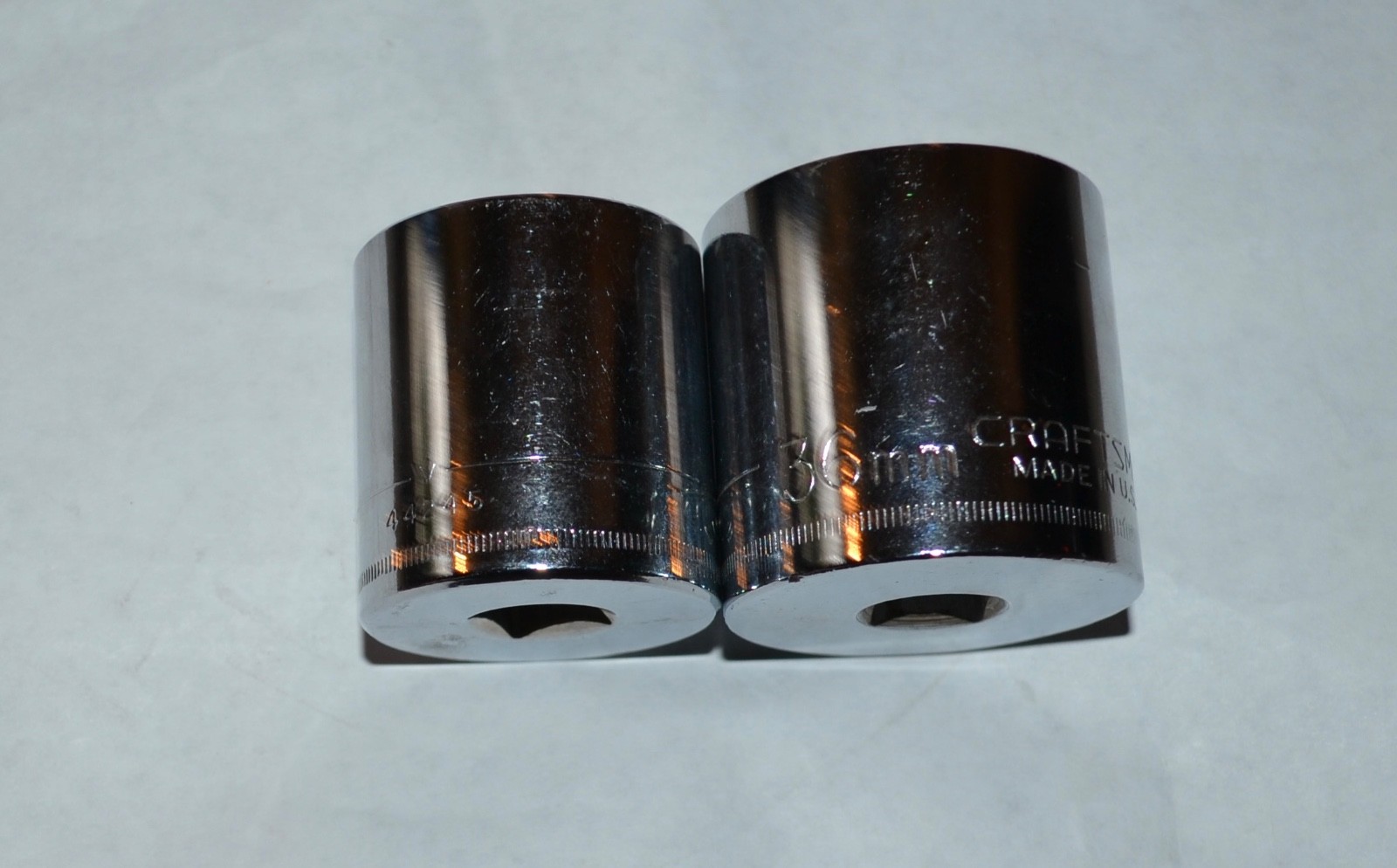 (5) Craftsman tool V-series 1/2 drive metric sockets 18mm,24mm, 27mm,32mm, 36mm