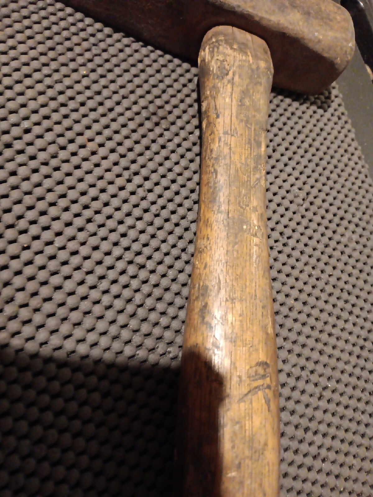 VINTAGE KEN-TOOL T11B T-11-B 14-1/2″ WOOD HANDLE 4-LB CROSS PEEN TIRE HAMMER