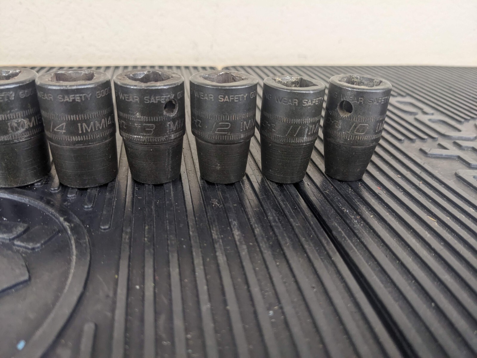 #az084 Snap-On 1/2″ Drive 6-Point Metric 10mm 24mm Shallow Impact Socket Set IMM