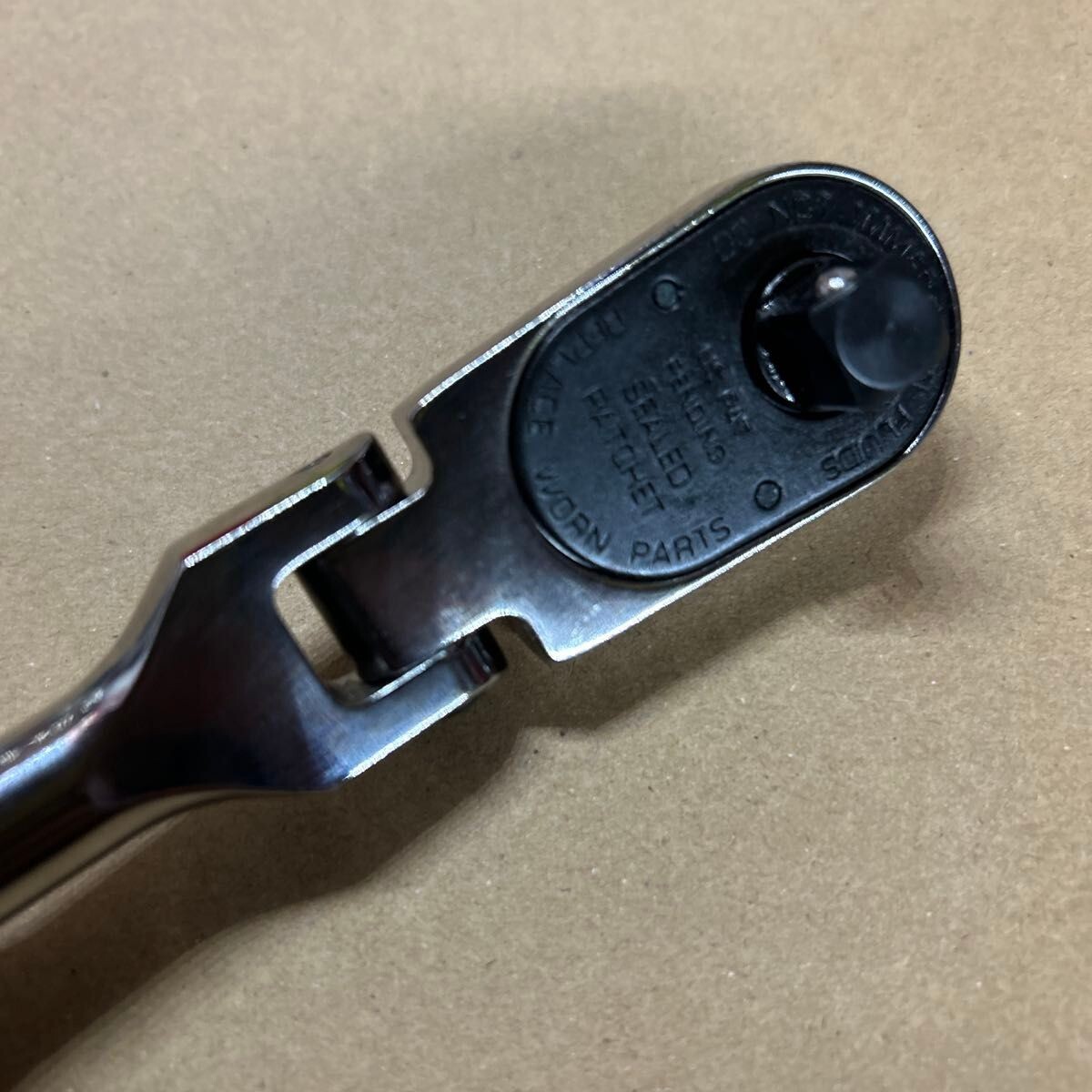 Snap-on FHF100 3/8″ Drive Cynergy Soft Grip Flex-Head Ratchet Blue