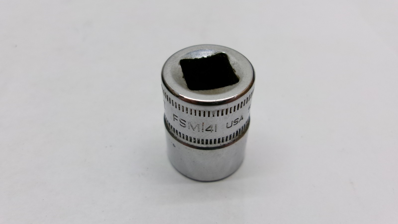 Snap-on tools USA 3/8″ drive 14mm metric 6 point Shallow Socket FSM141 Nice!