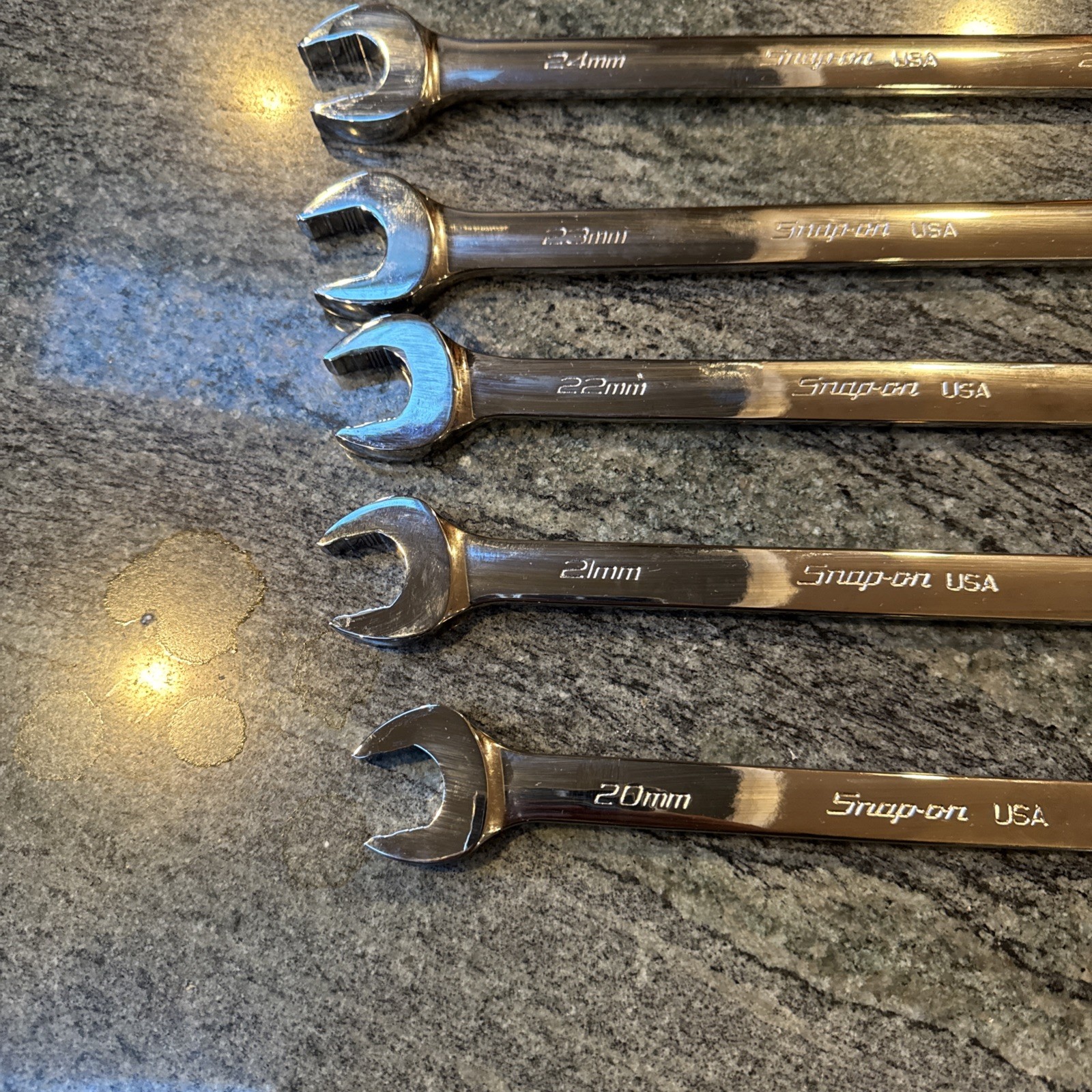 Snap-On soexm705 5 pc 12 point metric flank drive + combo wrench set 20-24mm