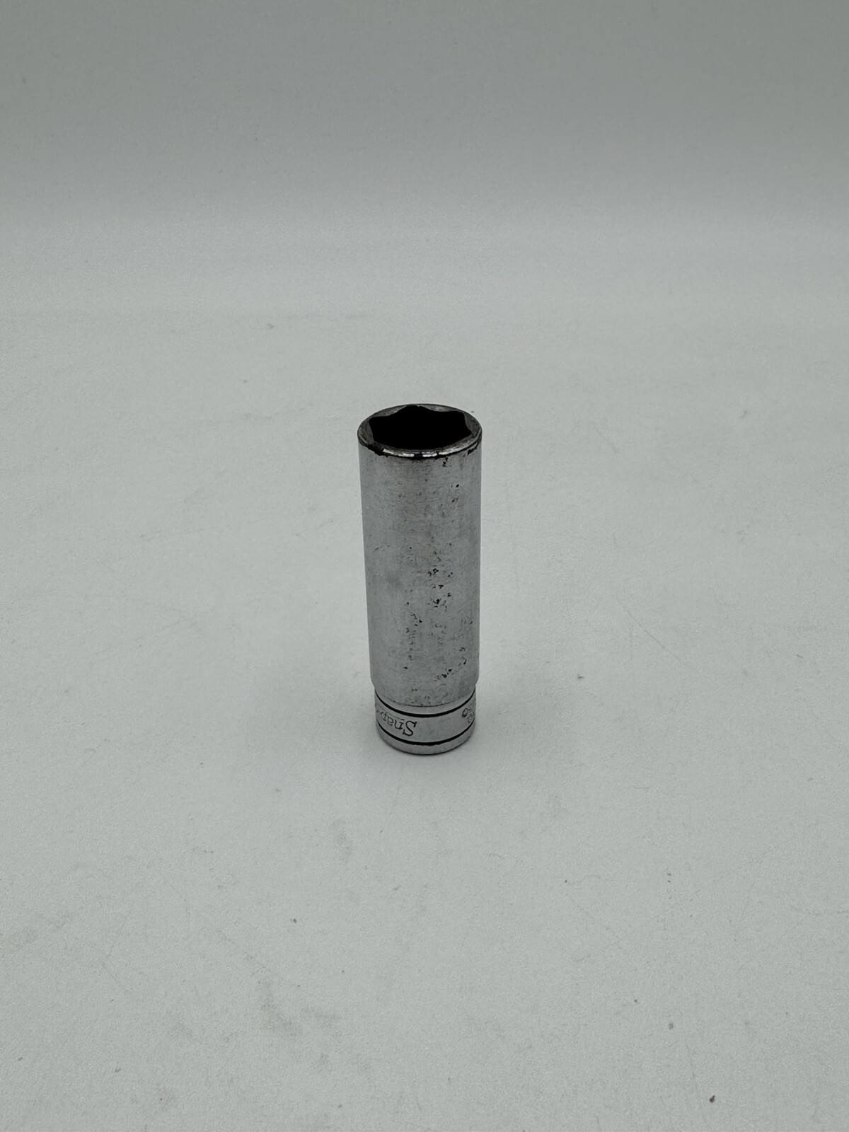 Snap-On USA [SFS181] 9/16″ 3/8″-Drive SAE Deep 12-Point Chrome Socket. G7