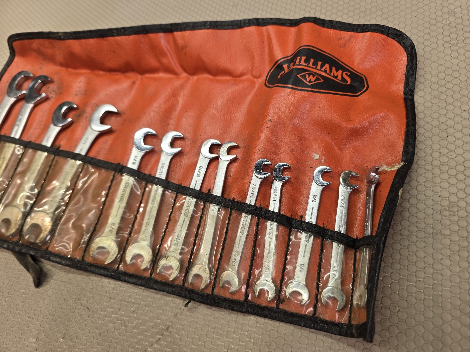 WILLIAMS 13 Piece SAE Combination Wrench Set Small Ignition Pouch USA Missing 1