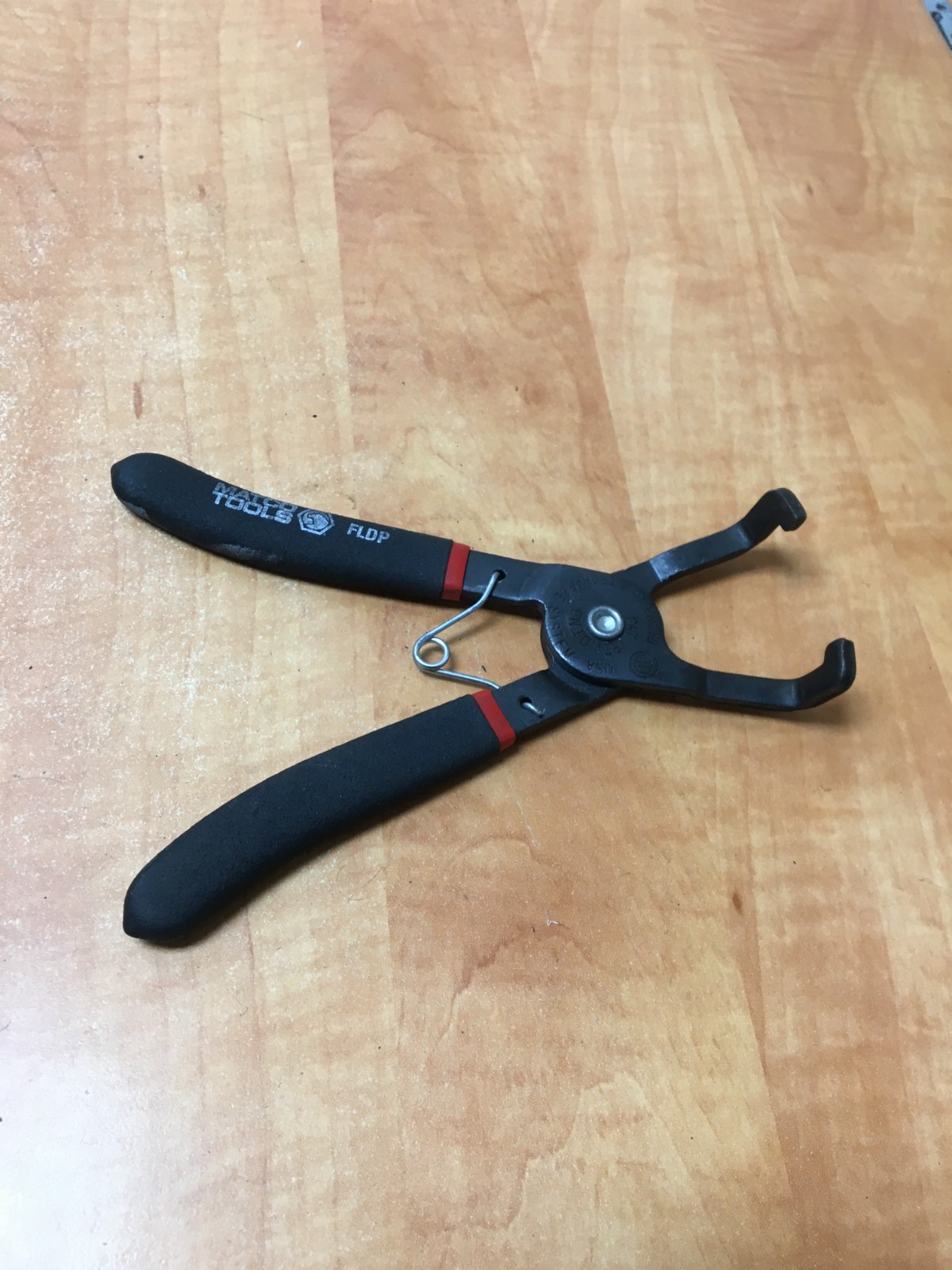 Matco Tools Fuel Line Hose Disconnect Removal Pliers Black