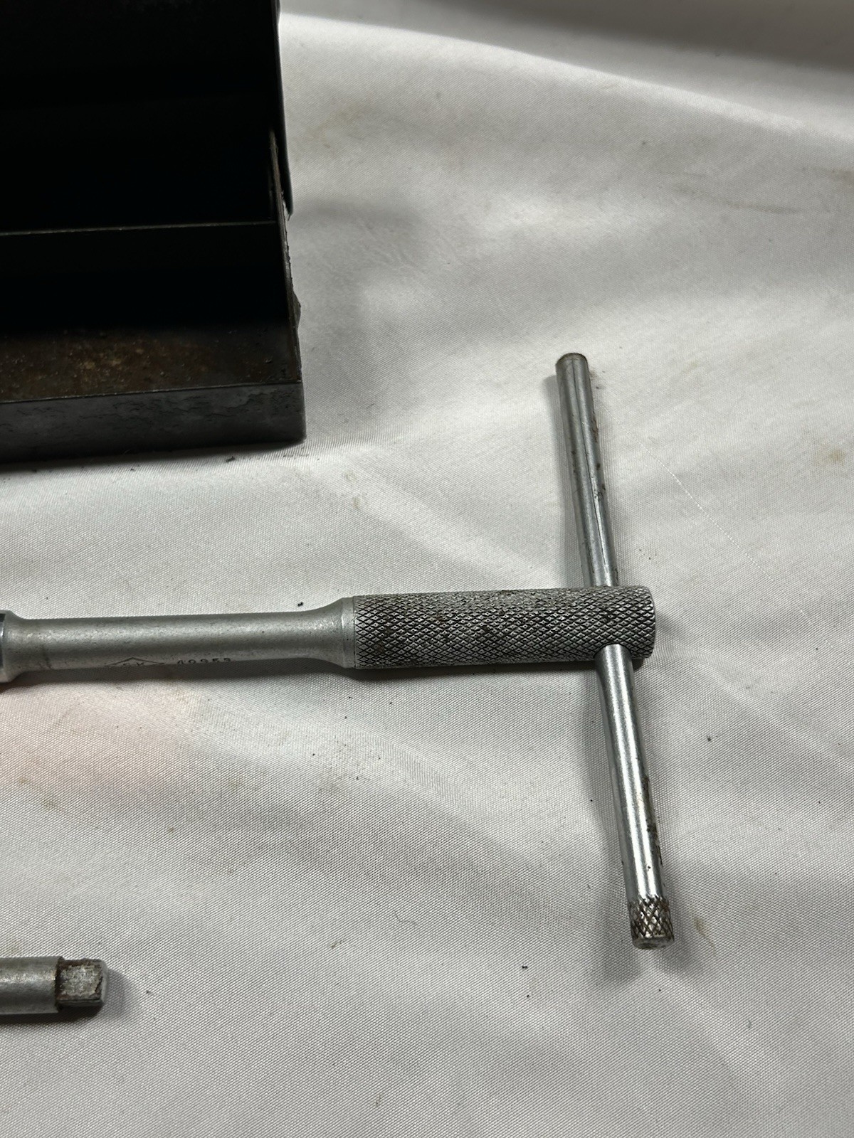 Vintage S-K Tools 1/4” Drive Ratchet SAE Socket Set 12 & 8pt Metal Box USA