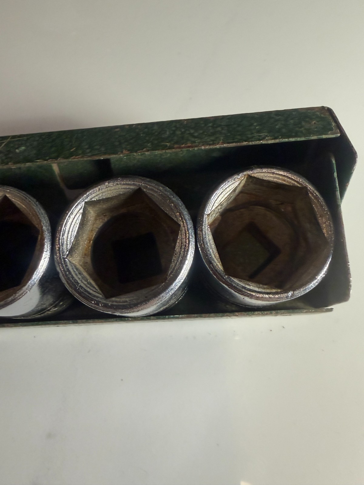 S-K 300 Series 7-19mm. 3/8″ Drive 13 Piece 6 Point Metric Socket Set USA(lotr1)