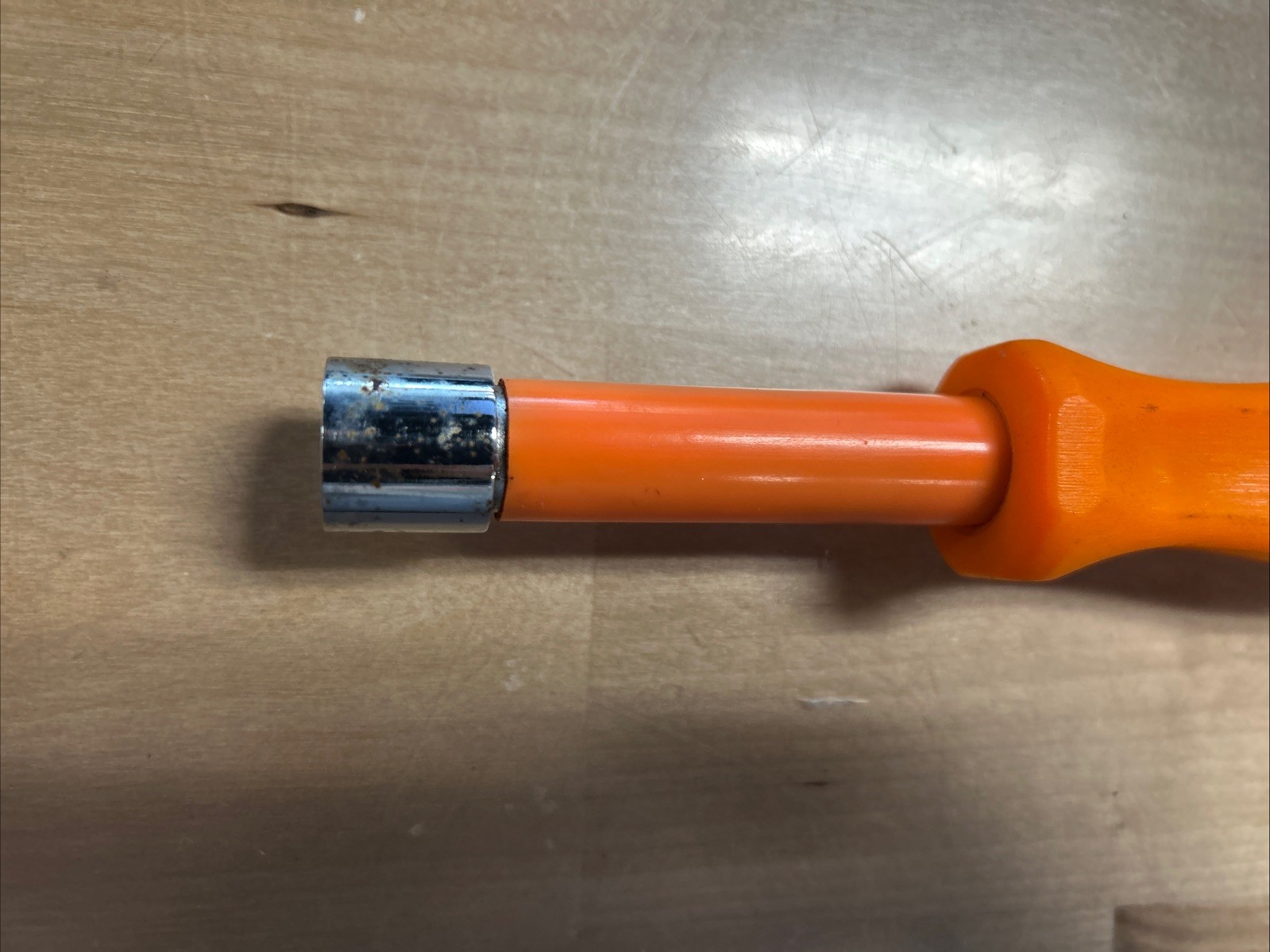 Snap On Tools NDD118AO SAE 6 point 9/16″ Nut Driver USA Orange Handle S-3