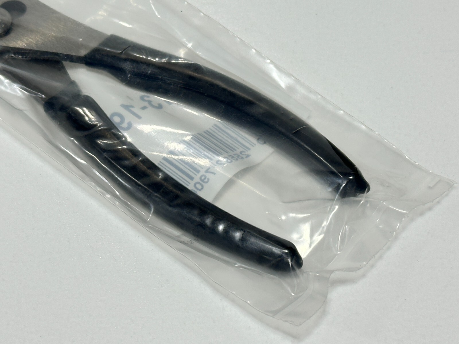 NEW CAT Caterpillar Tools USA 213-1983 Slip-Joint Black Grip Pliers, 6-1/2″ Long