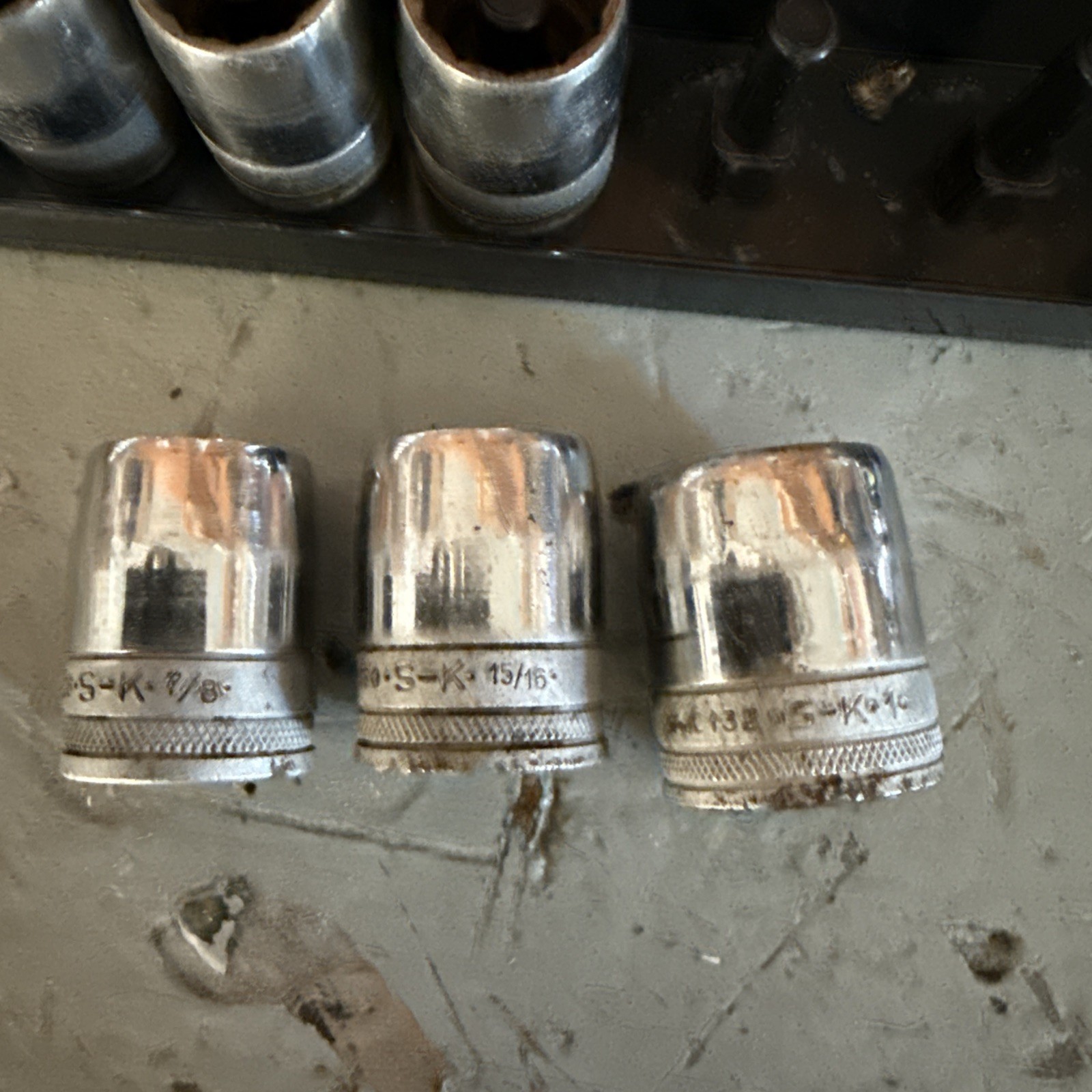 VINTAGE SK TOOLS USA 1/2″ DRIVE 14 PIECE STANDARD SAE KNURLED SOCKET SET