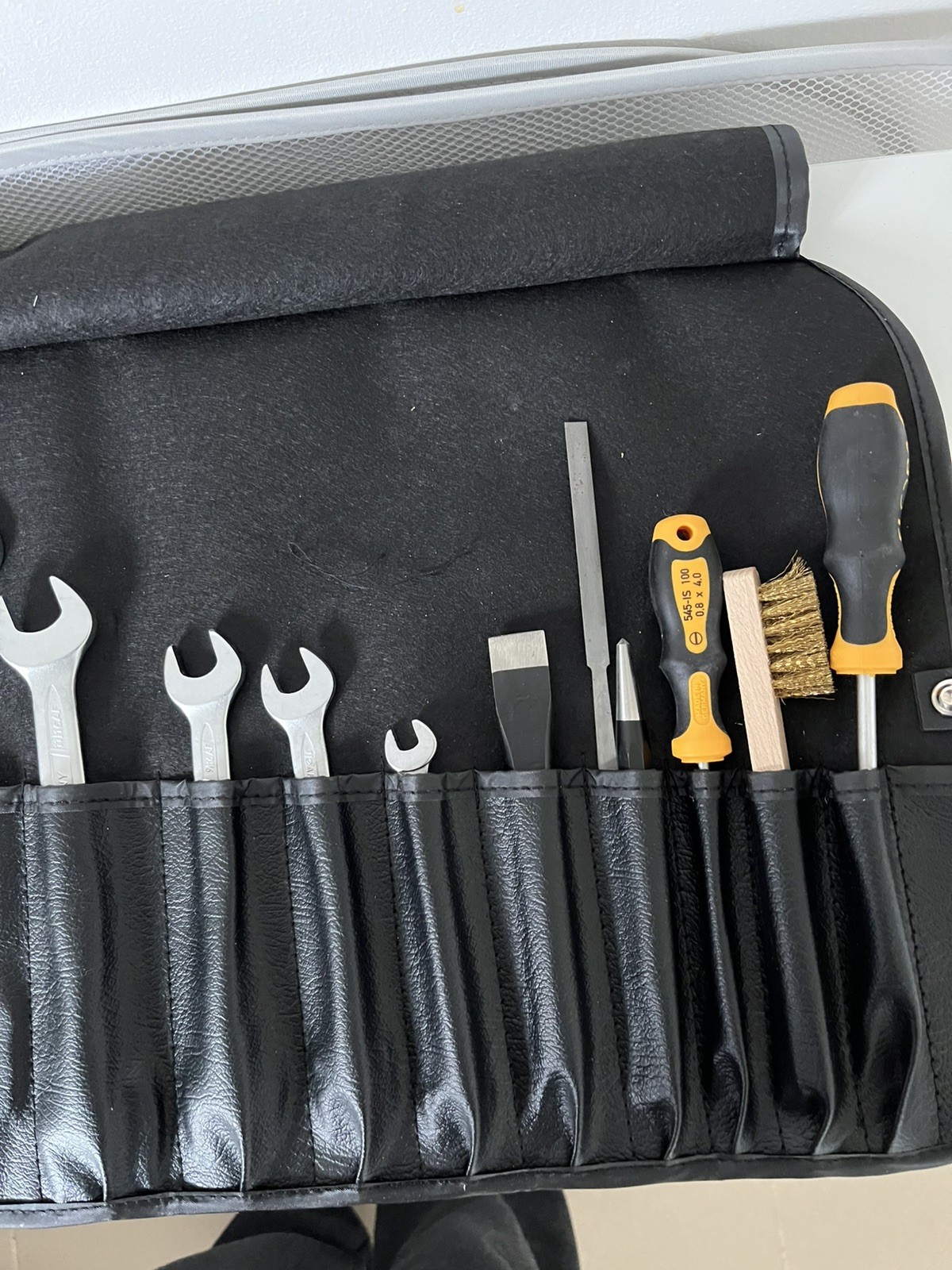 Elora (Germany) Classic tool kit in roll