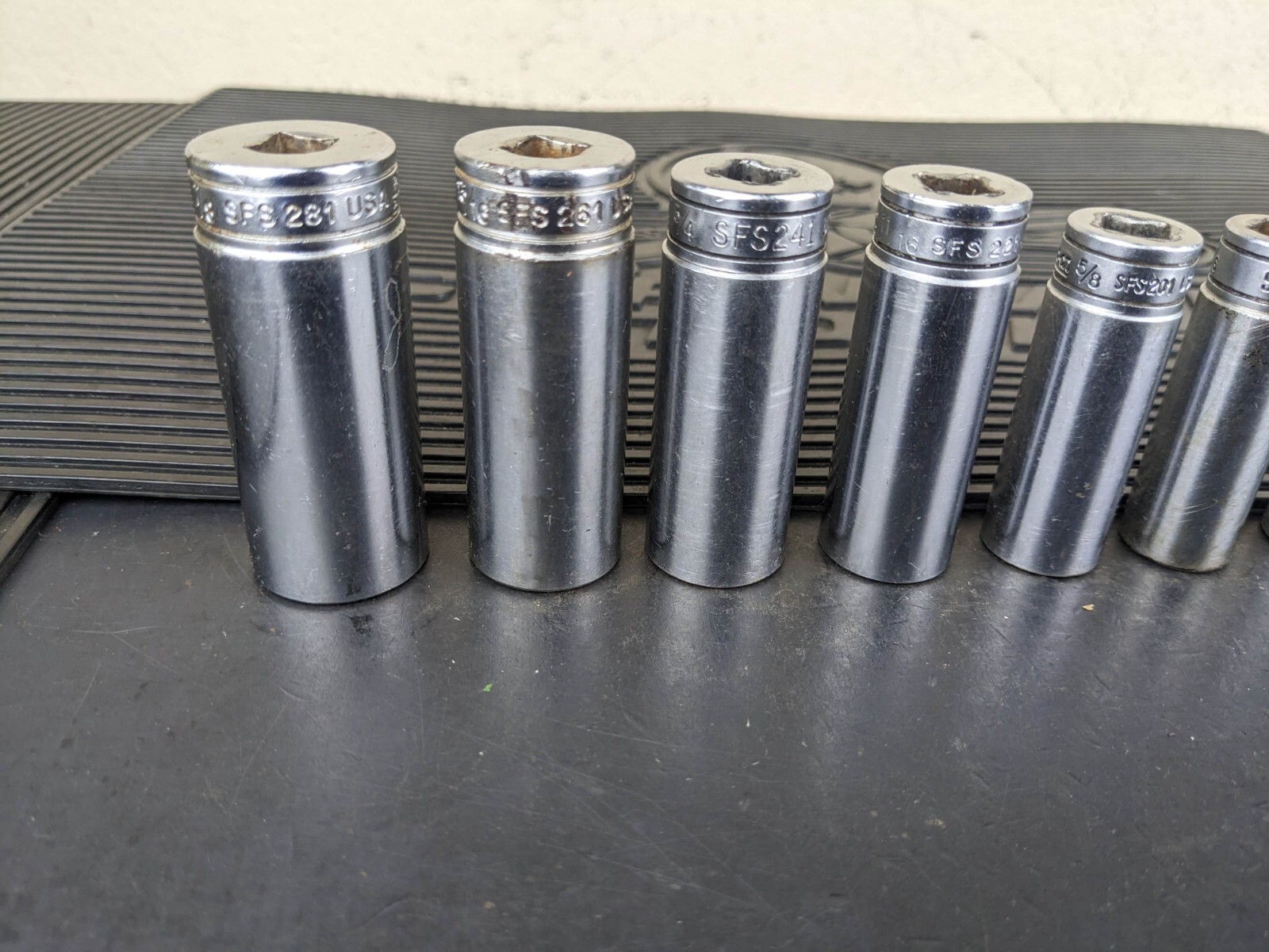 #am154 Snap on Tools 211SFSY 3/8″ Drive Deep Chrome Socket Set Socket Set
