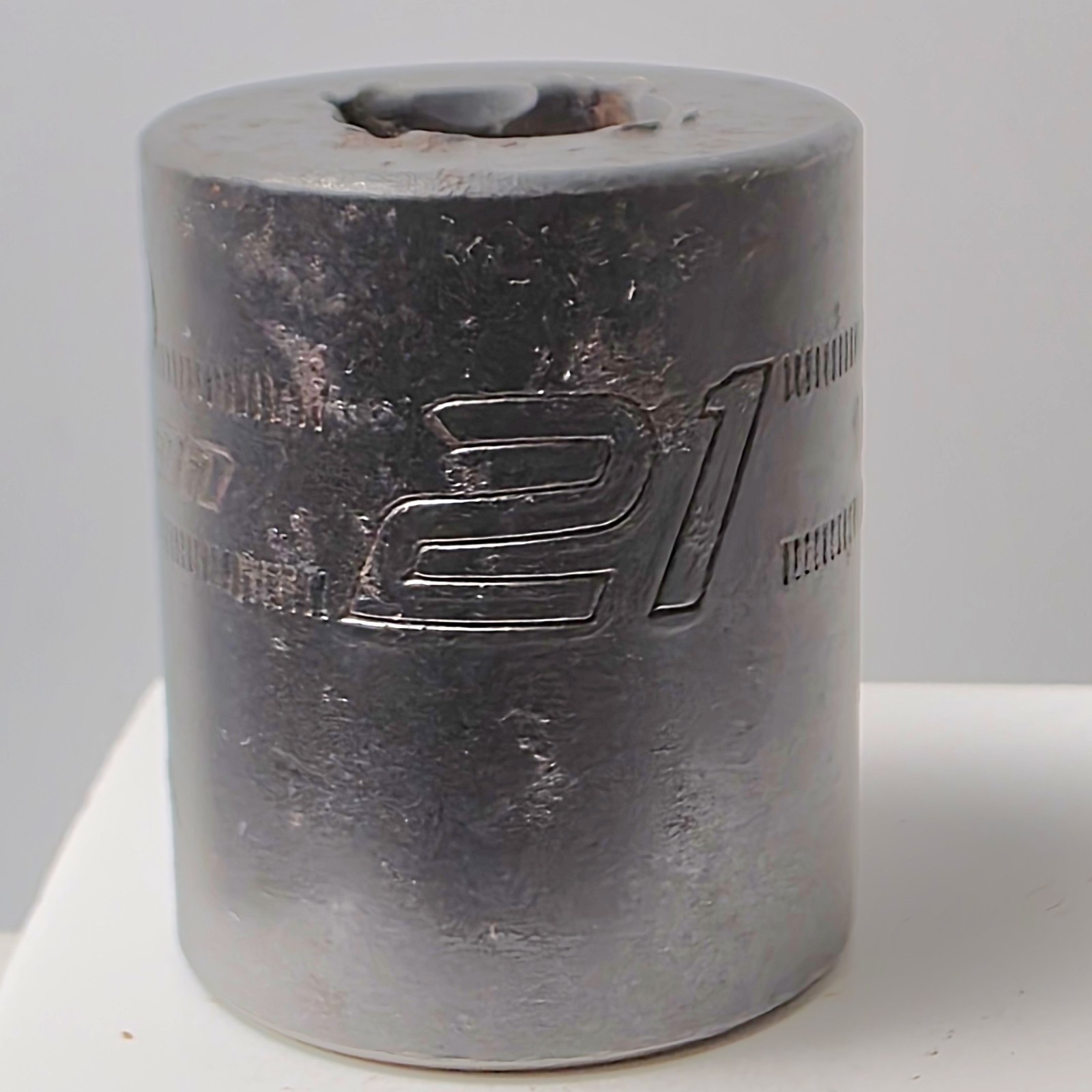 Snap-on Tools USA 1/2″ Drive 21mm 6 Point Impact Socket IMM210 Used #0587