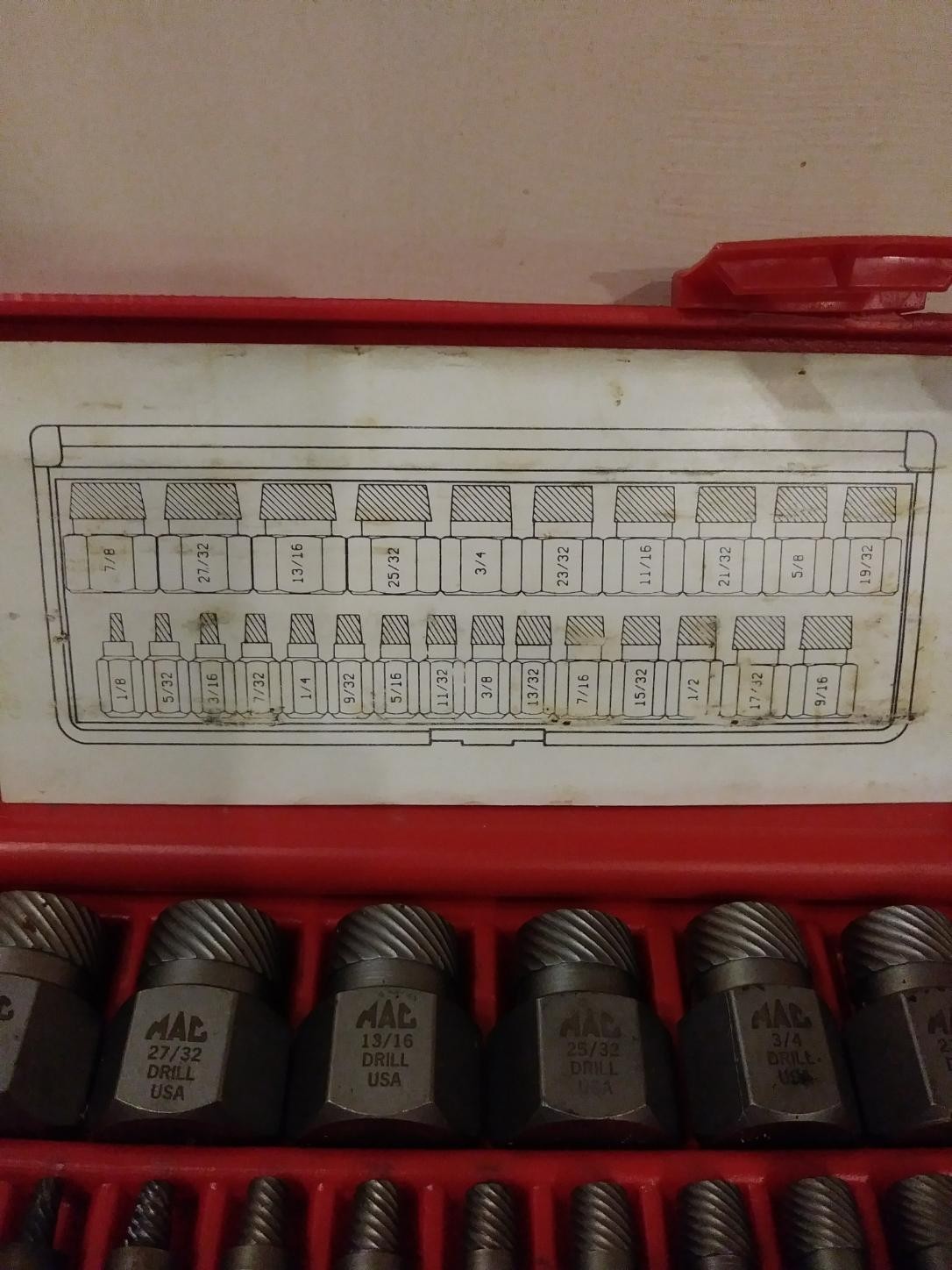MAC TOOLS 25 PC. SCREW EXTRACTOR SET HEXAGONAL HEAD MULTI SPLINE SIZES 1/8 -7/8