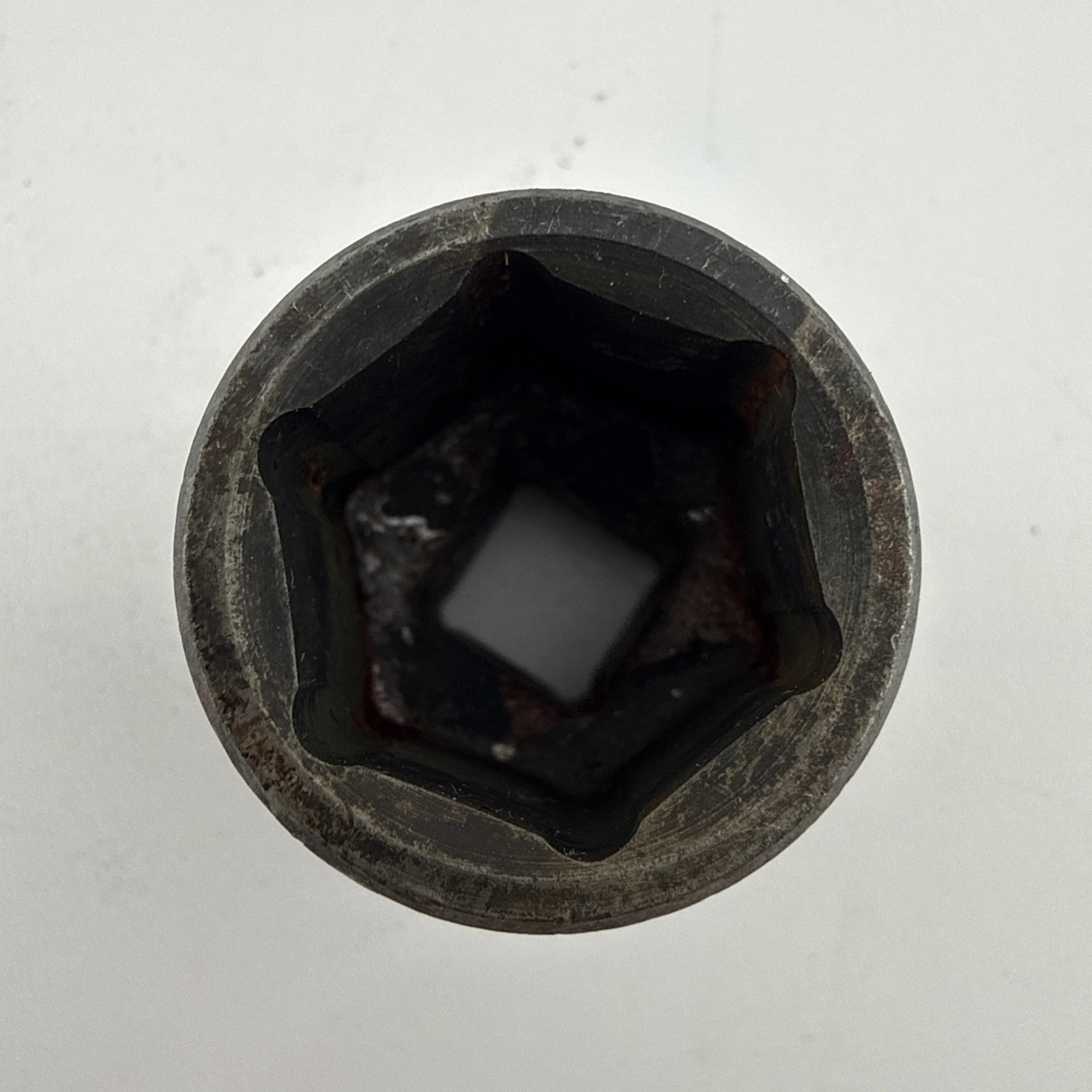 Makita 3/8″ Drive 18mm Metric Impact Socket 6-Point