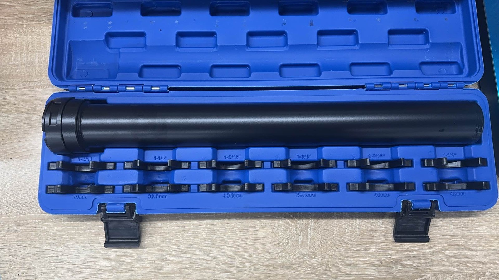 Tie Rod Tool with 12 Crowfoot Adapters for Cars Trucks and SUVs Removal