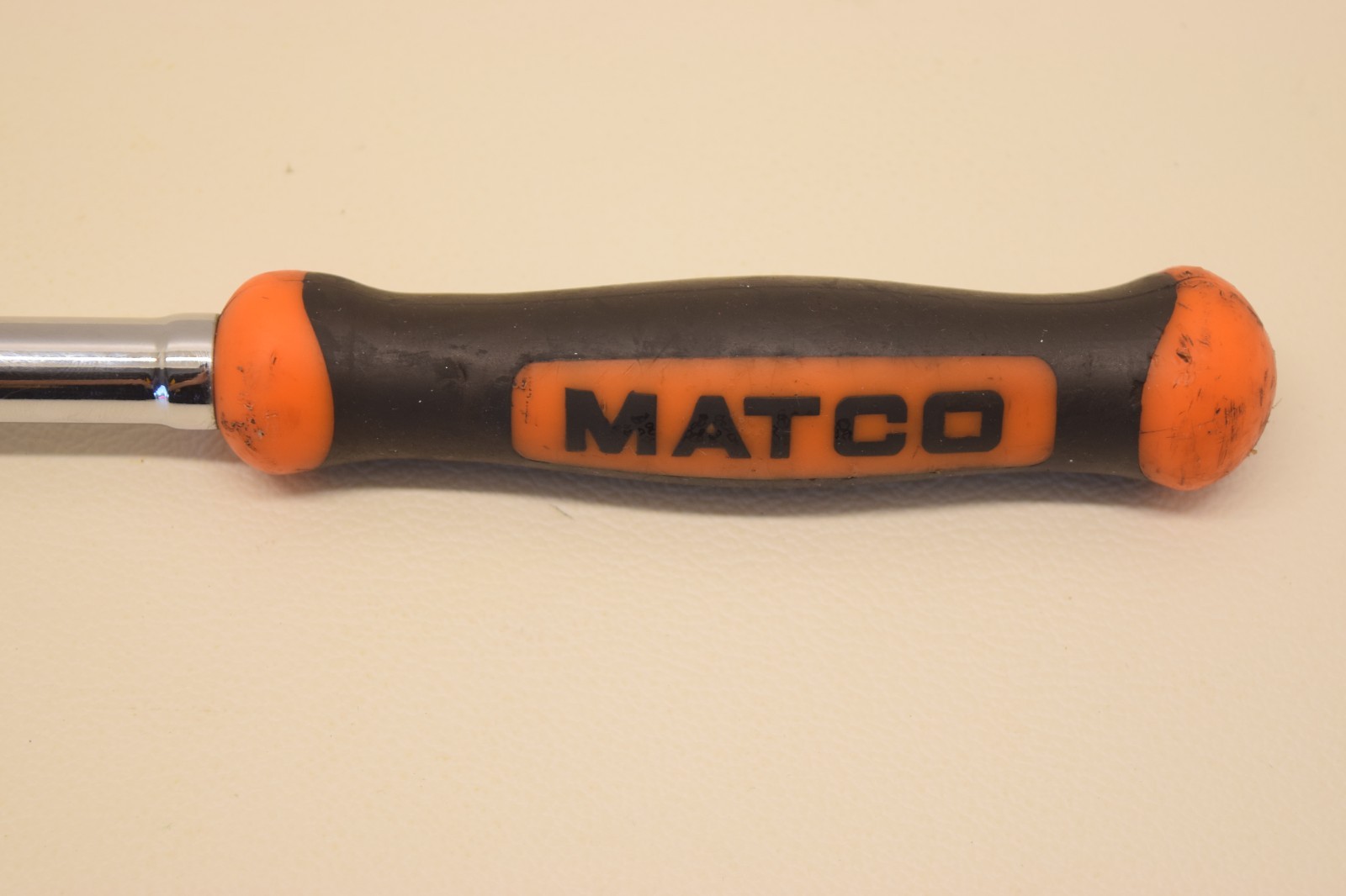 Matco USA BFR158LFM 3/8” Drive ORANGE Soft Grip Snap Lock Flex Head 15” Ratchet