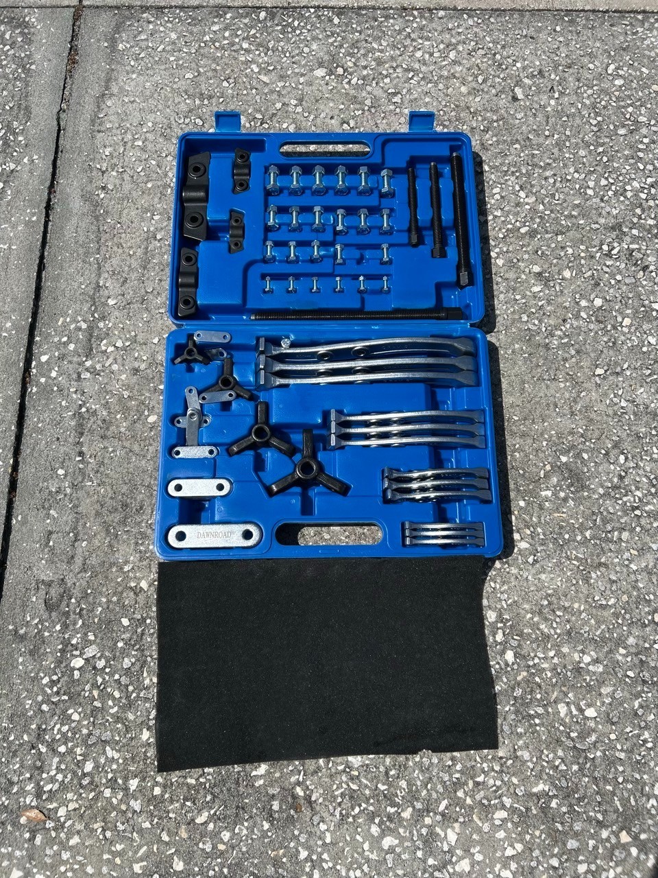 21-Piece Universal Bearing Puller Set