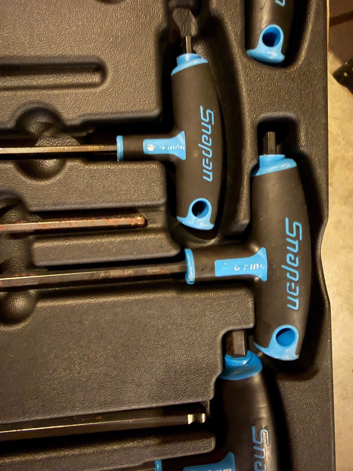 Snap On AWSGM800A Blue 8 piece Metric T / L Shaped Combination Hex Wrench Set